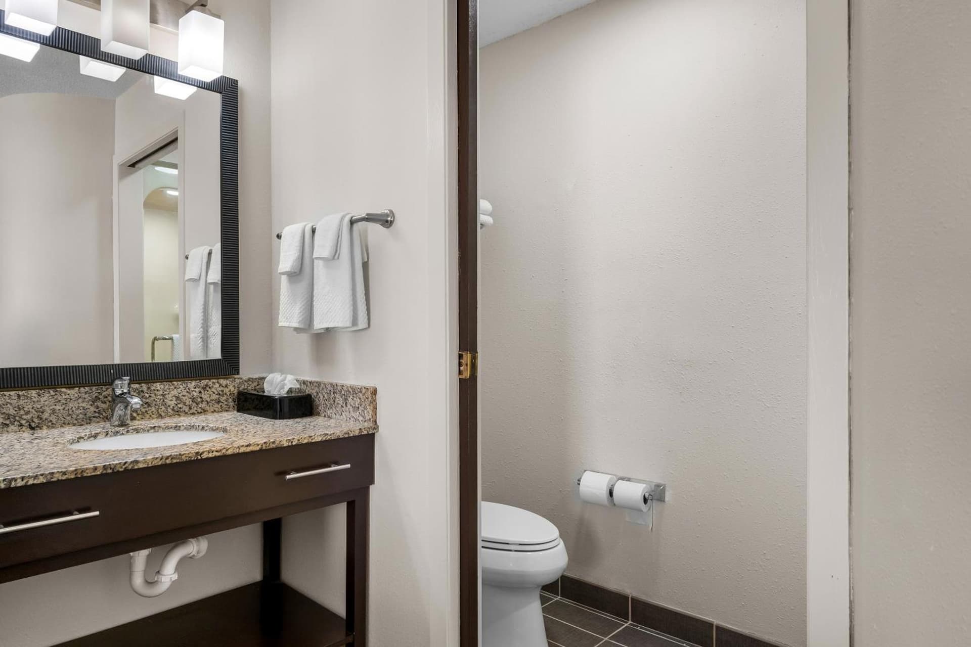 Sleep Inn Springfield West gallery photo in Springfield, IL — image 41