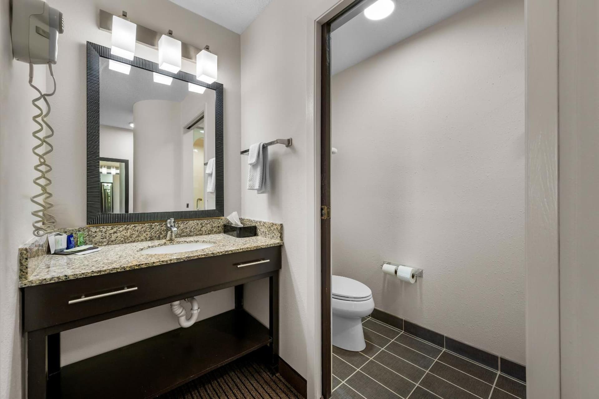 Sleep Inn Springfield West gallery photo in Springfield, IL — image 27