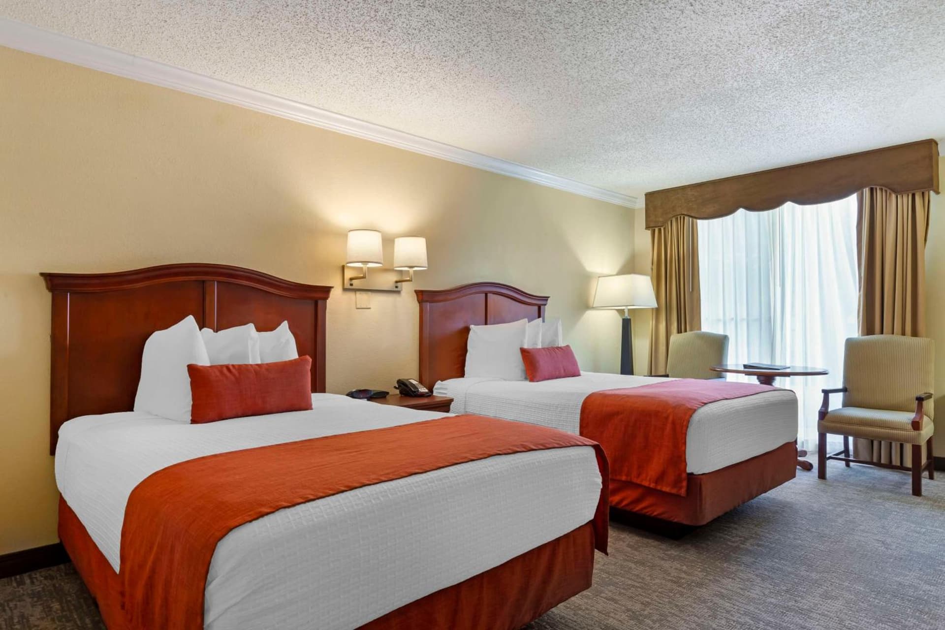 Best Western Plus Burlington interior in Burlington, NC — gallery photo 2