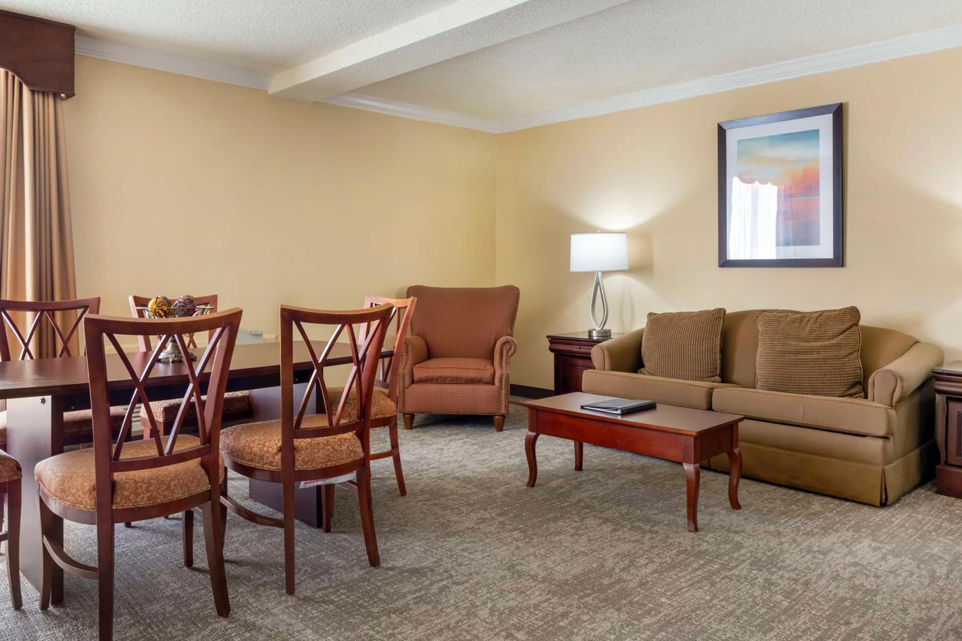 Best Western Plus Burlington gallery photo in Burlington, NC — image 26