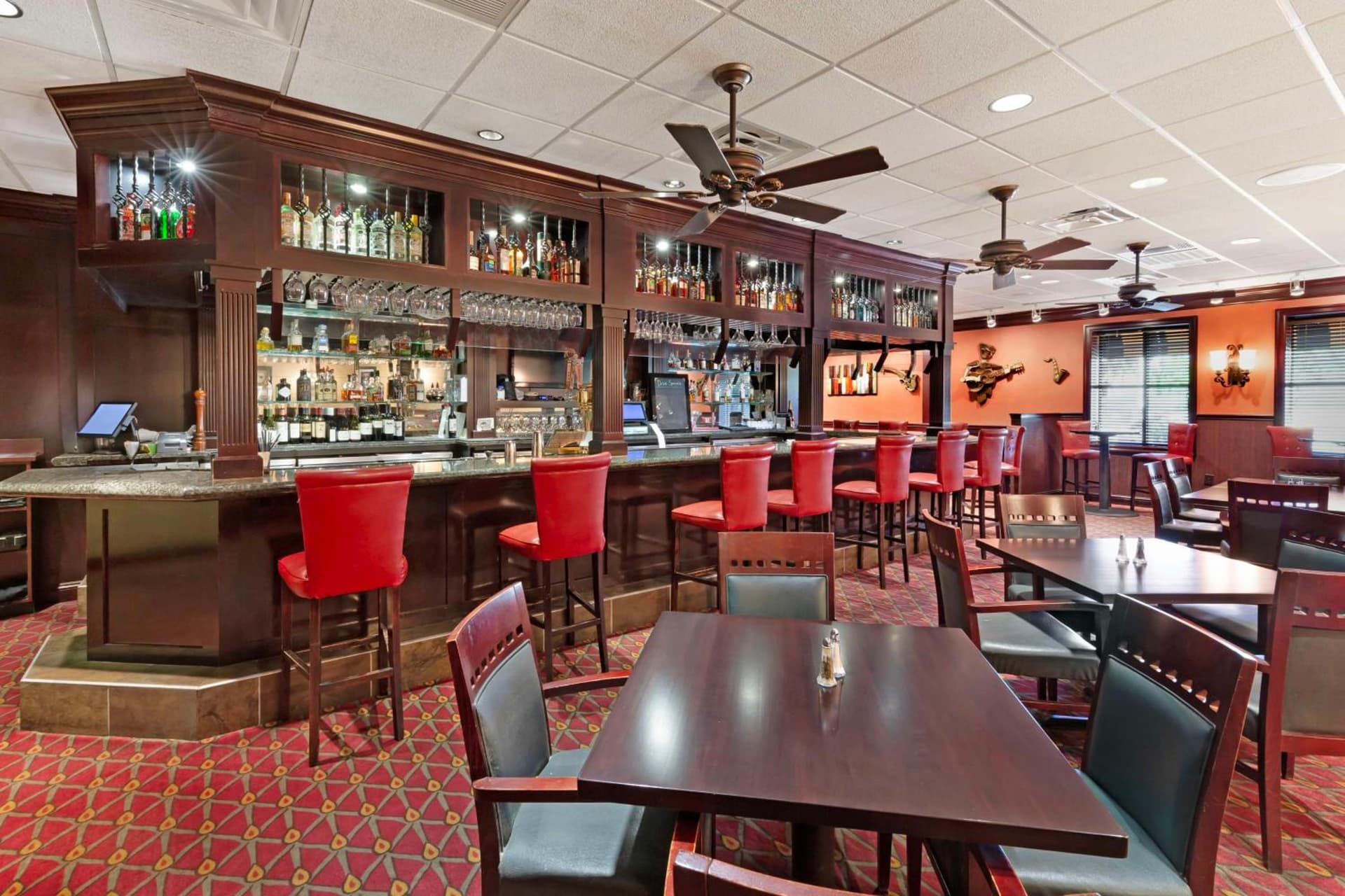 Best Western Plus Burlington gallery photo in Burlington, NC — image 31
