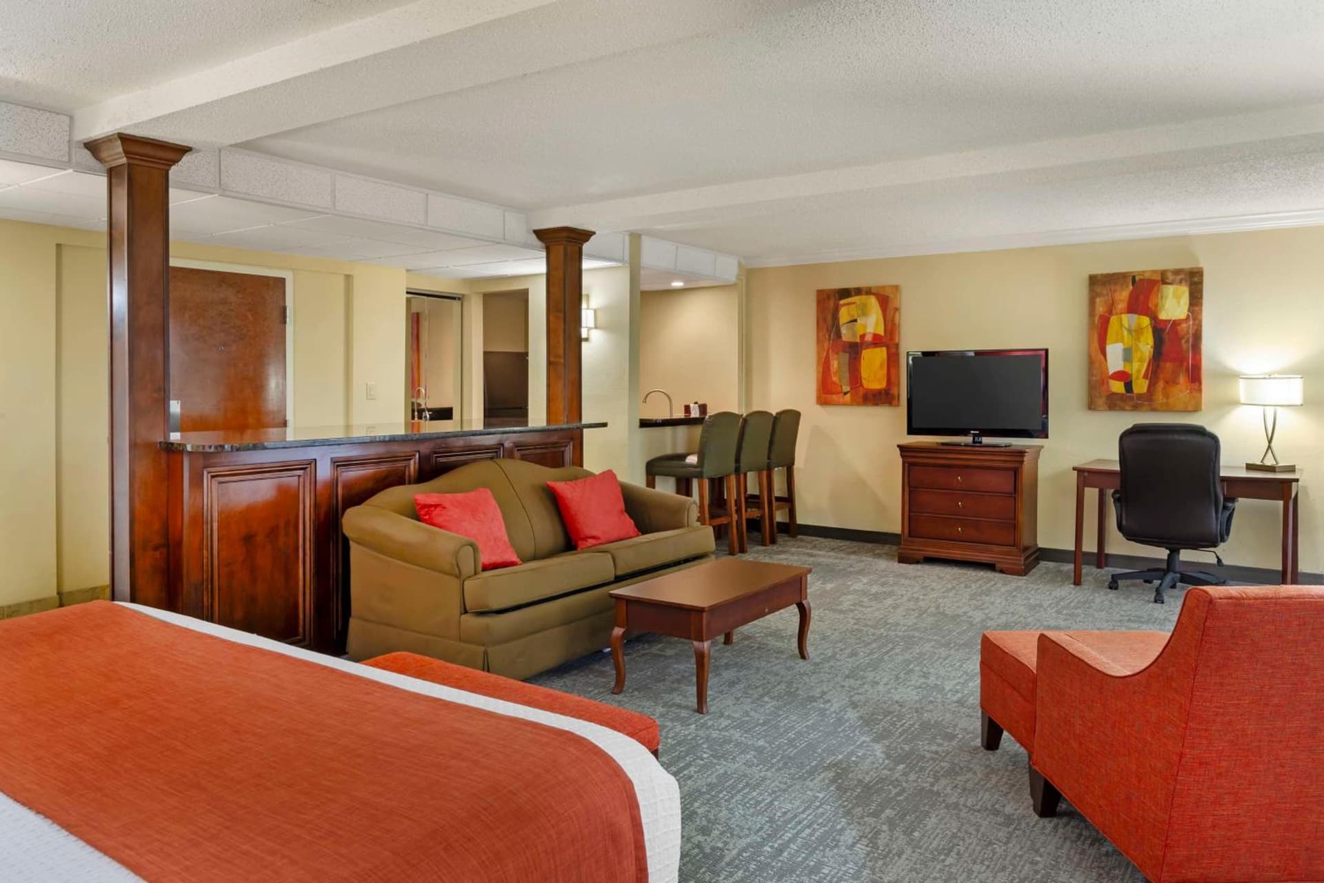 Best Western Plus Burlington gallery photo in Burlington, NC — image 8