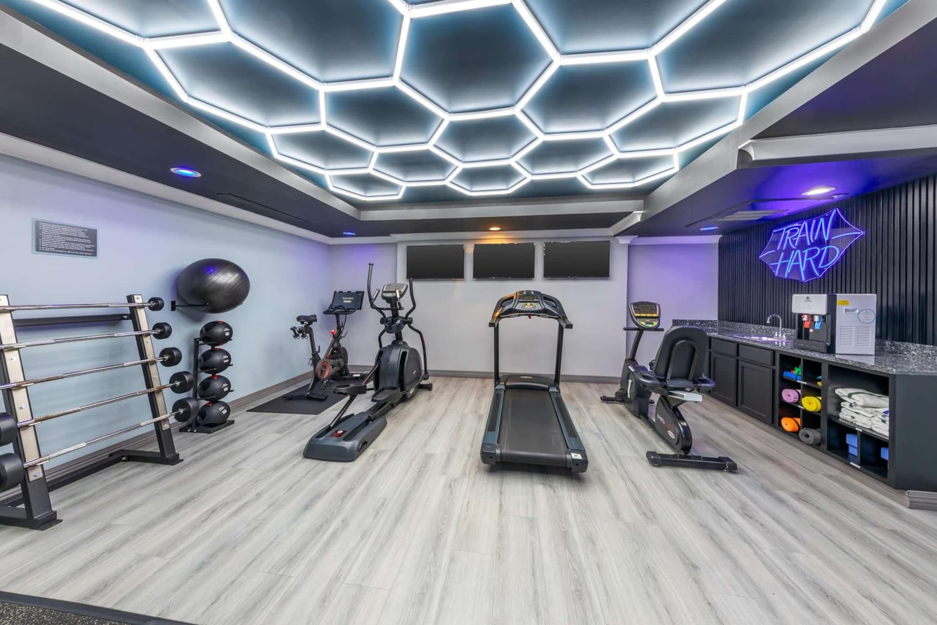Best Western PLUS Avita Suites gallery photo in Torrance, CA — image 25