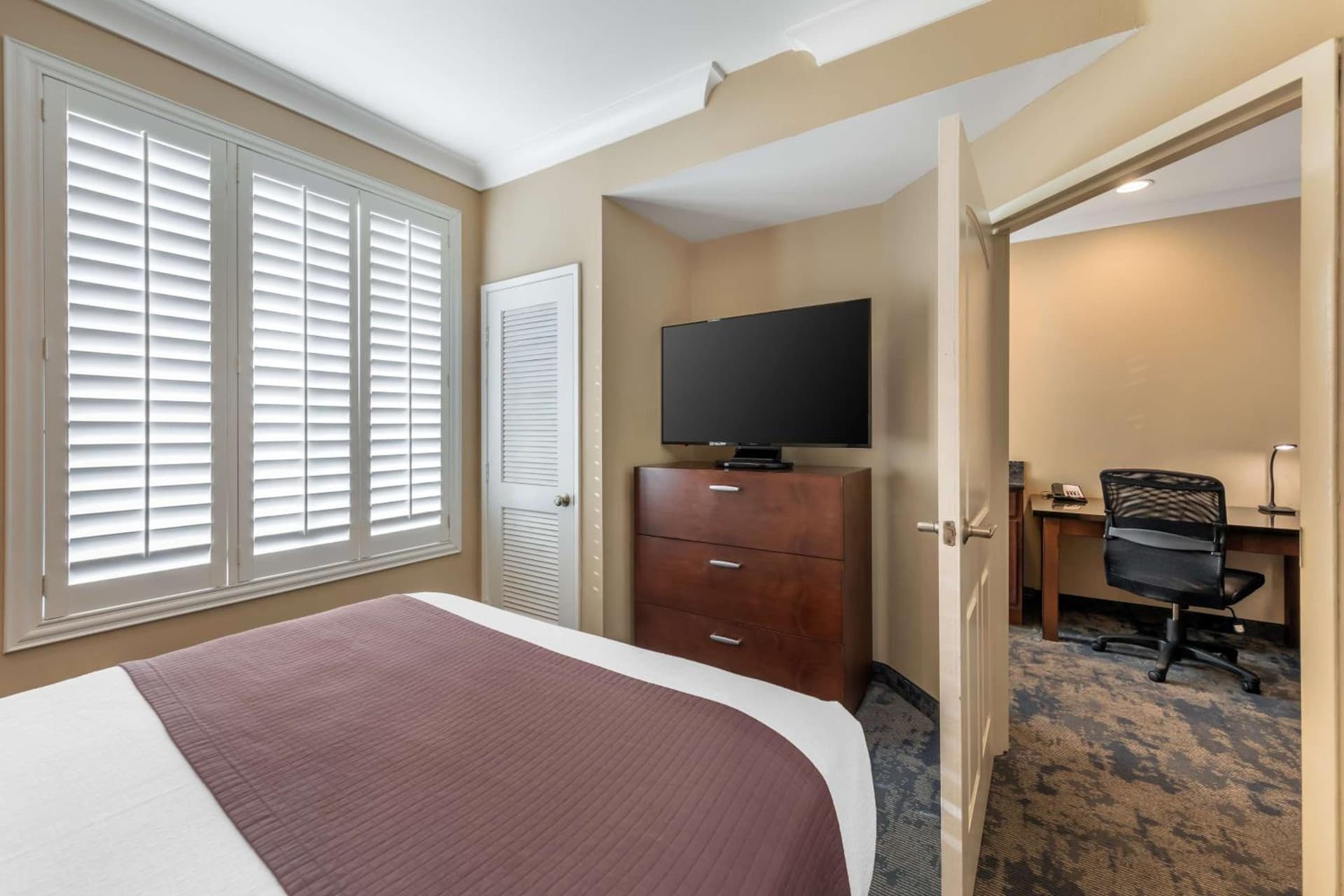 Best Western PLUS Avita Suites gallery photo in Torrance, CA — image 50