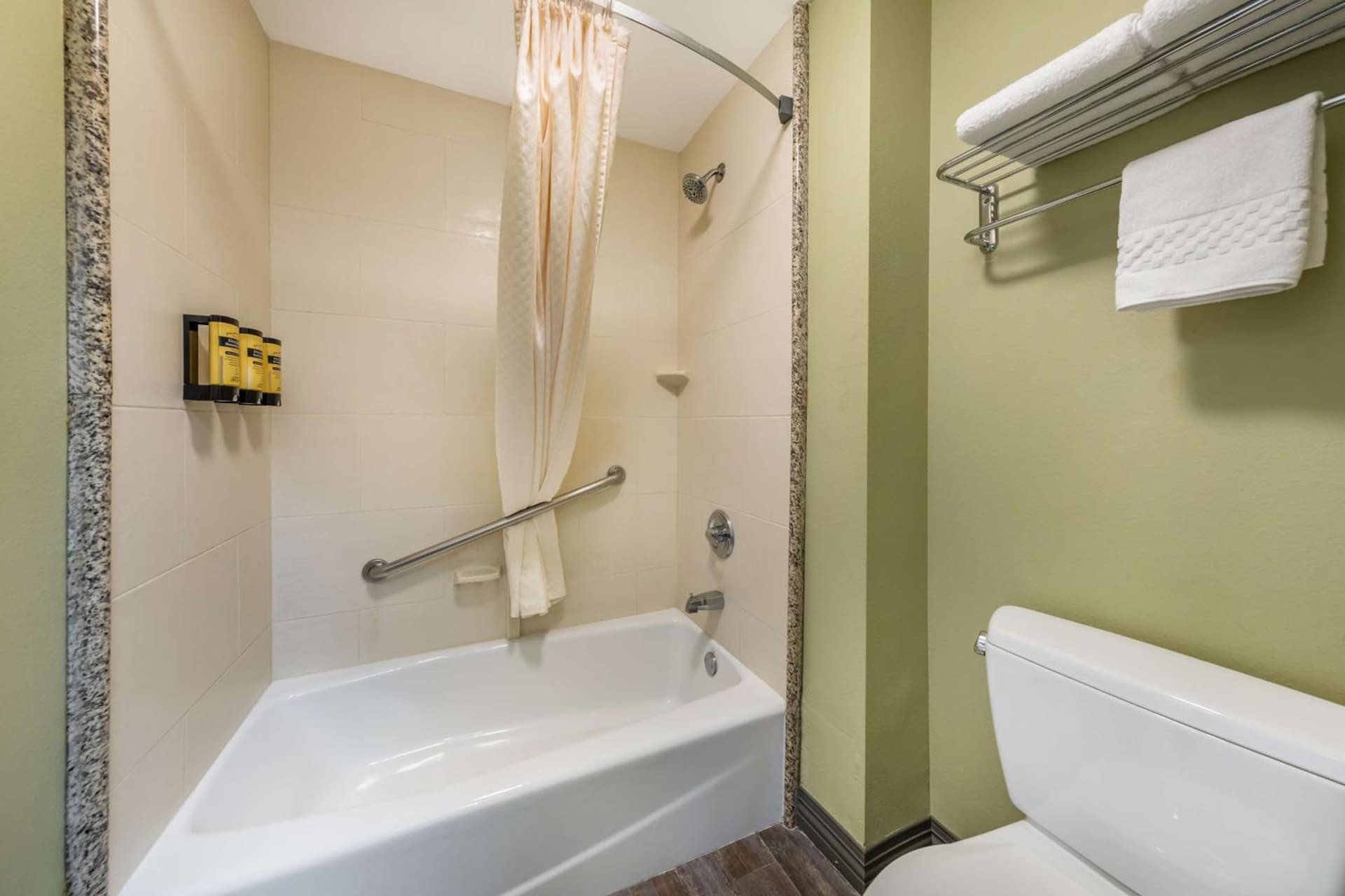 Best Western PLUS Avita Suites gallery photo in Torrance, CA — image 5