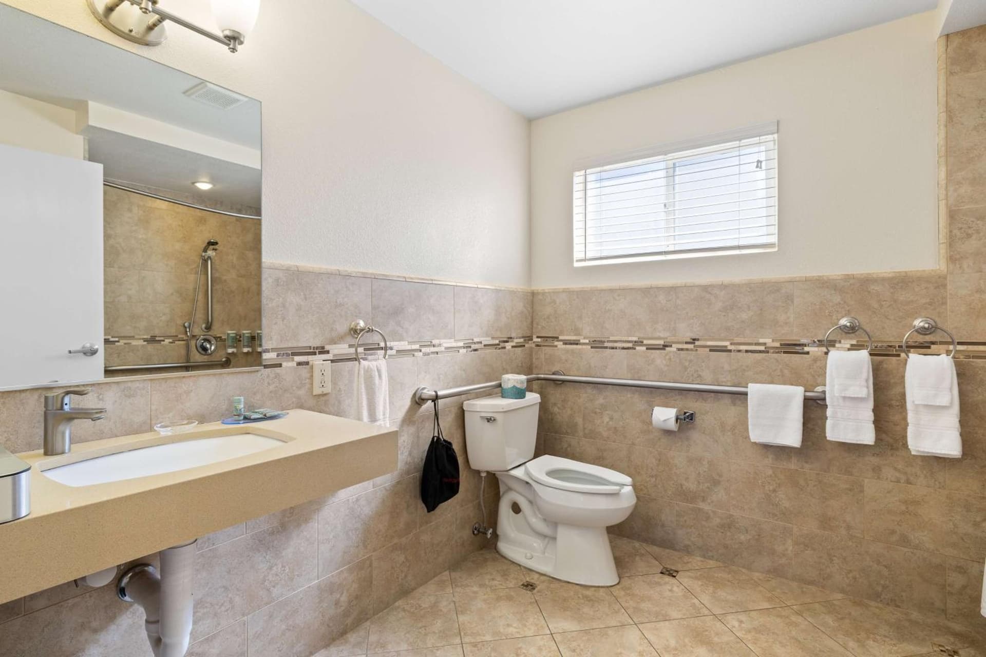 Best Western Petaluma Inn gallery photo in Petaluma, CA — image 43