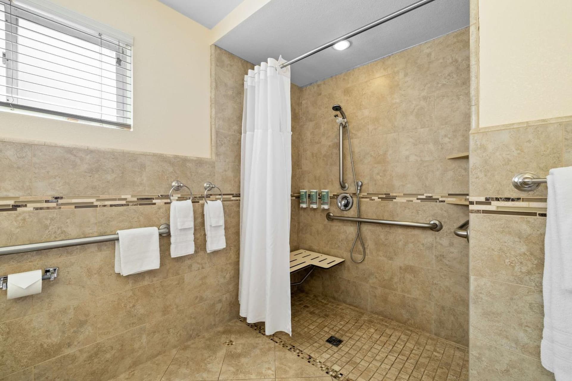 Best Western Petaluma Inn gallery photo in Petaluma, CA — image 40