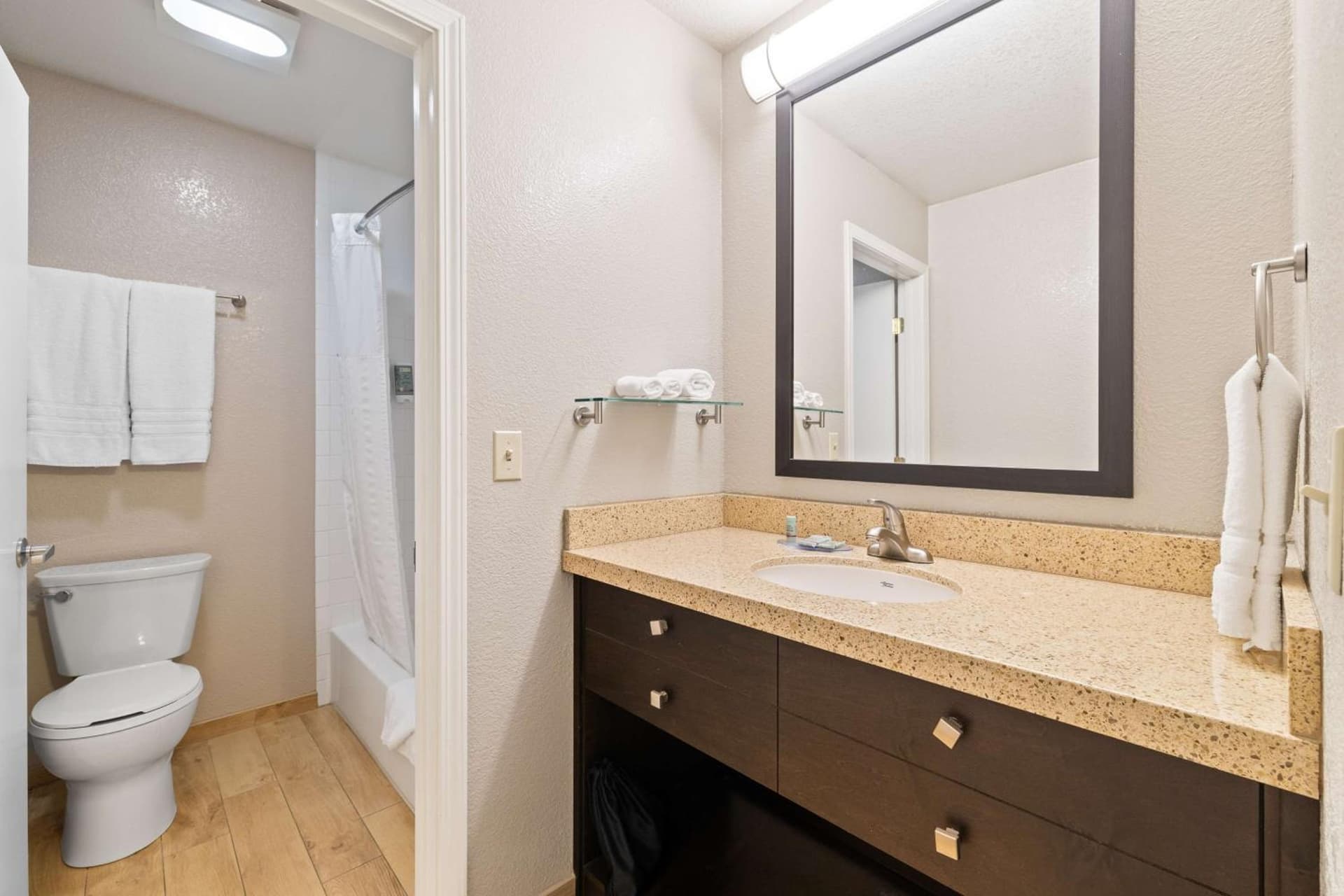 Best Western Petaluma Inn gallery photo in Petaluma, CA — image 51