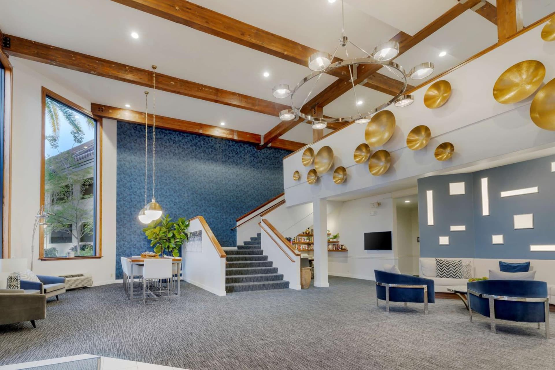 Best Western Plus Novato Oaks Inn property views in Novato, CA — gallery photo 3