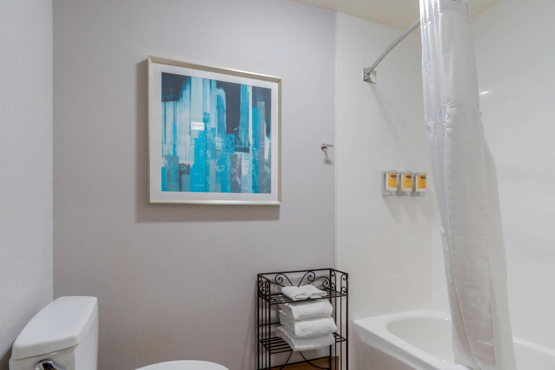 Best Western Plus Novato Oaks Inn gallery photo in Novato, CA — image 9