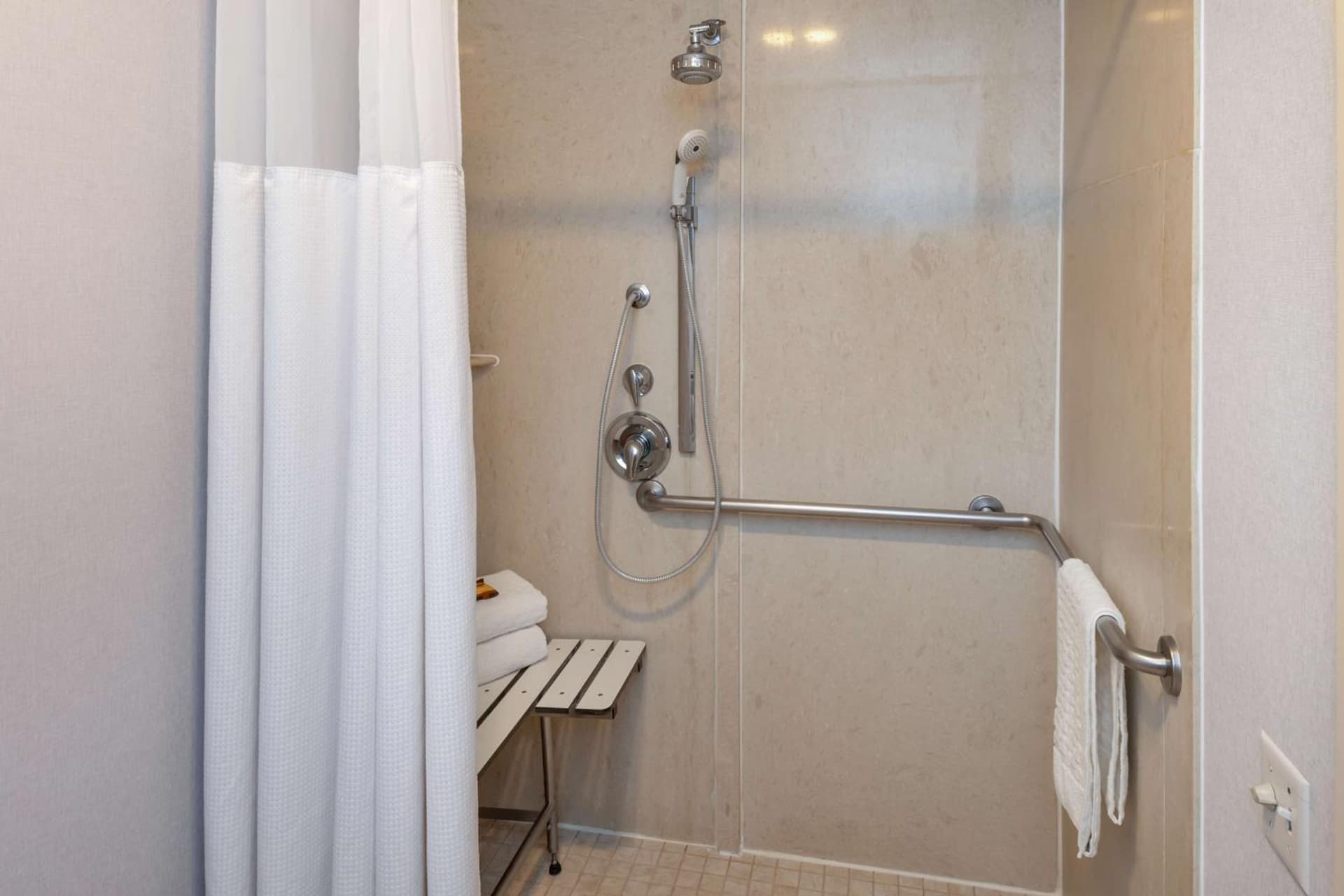 Best Western Plus Novato Oaks Inn gallery photo in Novato, CA — image 29