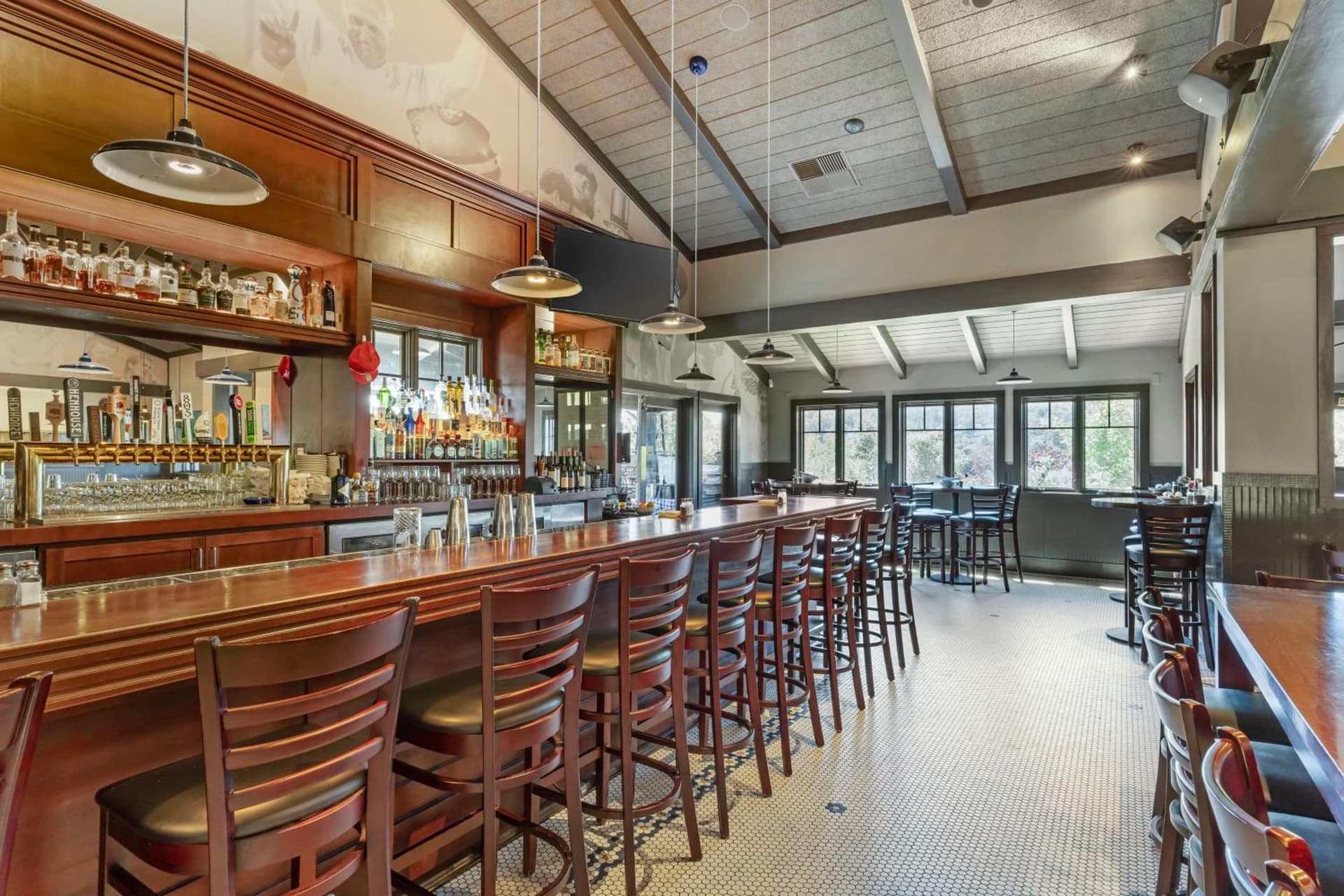Best Western Plus Novato Oaks Inn gallery photo in Novato, CA — image 19