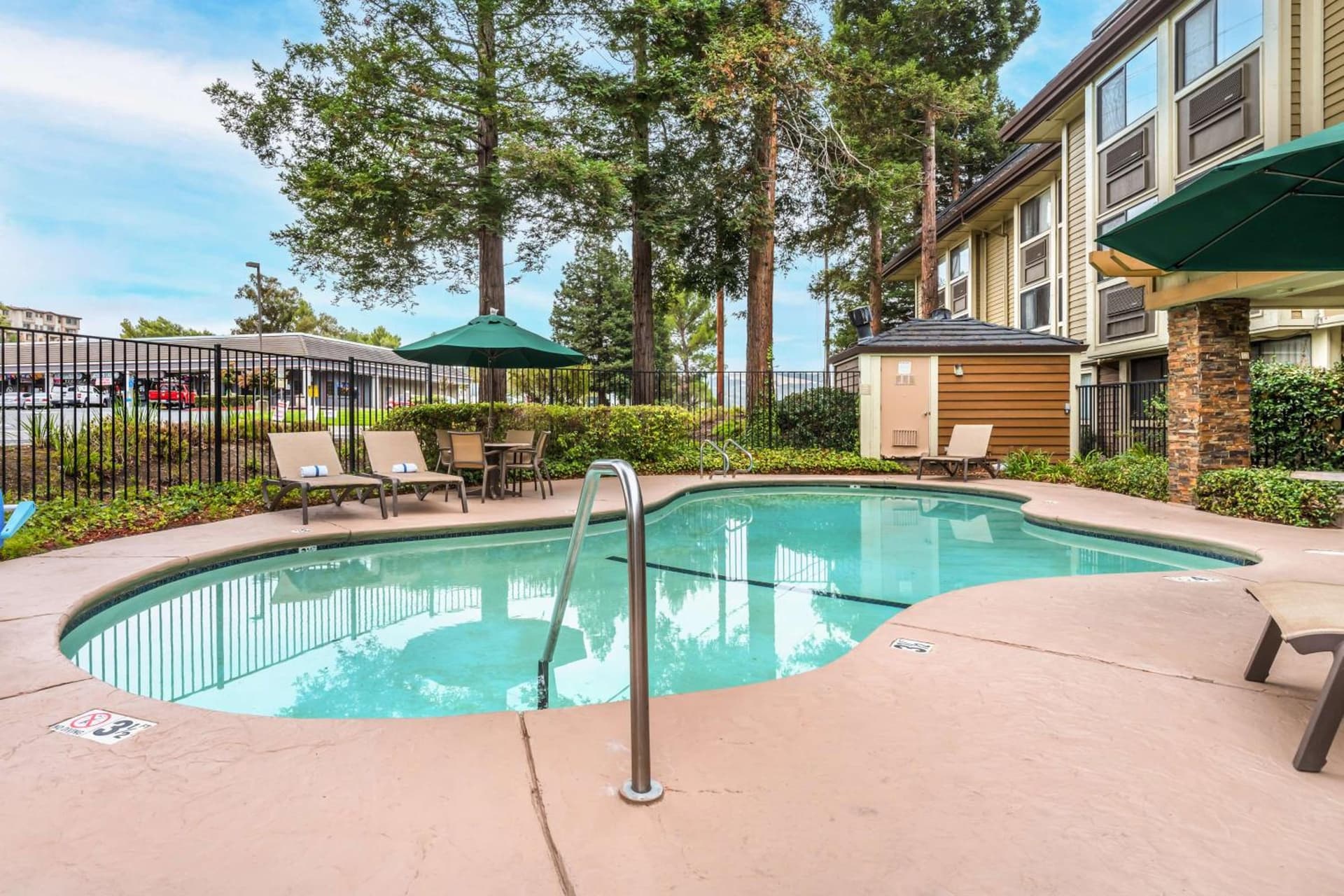 Best Western John Muir Inn gallery photo in Martinez, CA — image 33