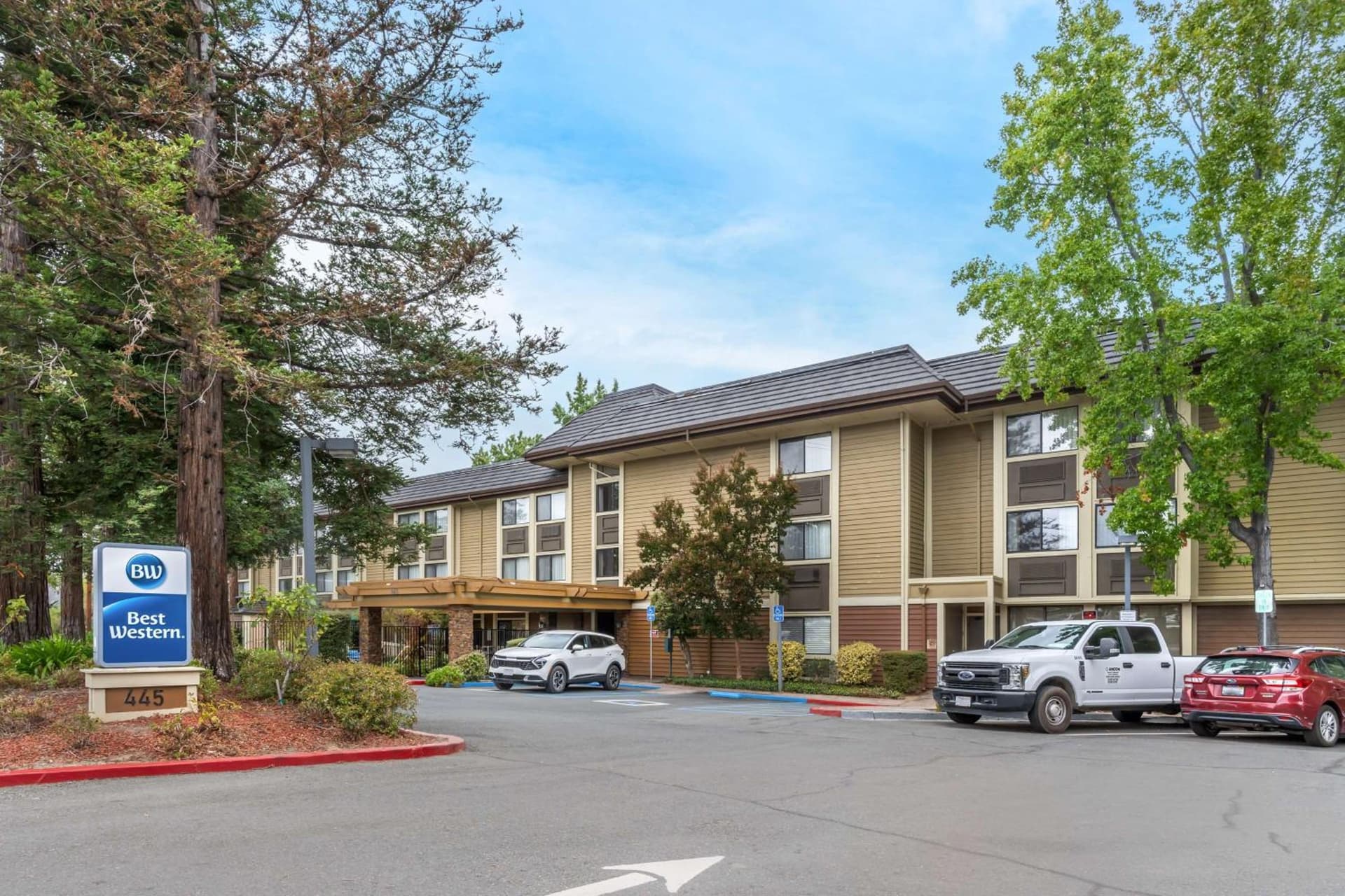 Best Western John Muir Inn featured exterior or lobby in Martinez, CA — similar hotel
