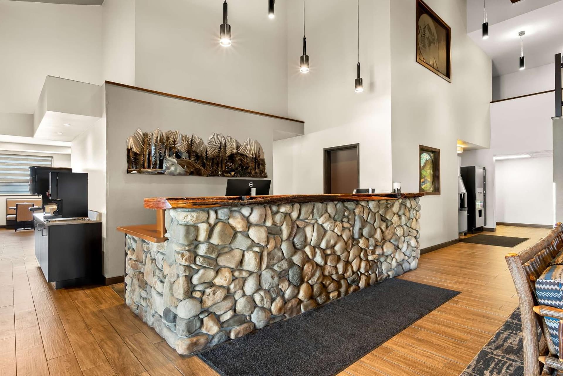 Best Western Sawtooth Inn and Suites interior in Jerome, ID — gallery photo 2