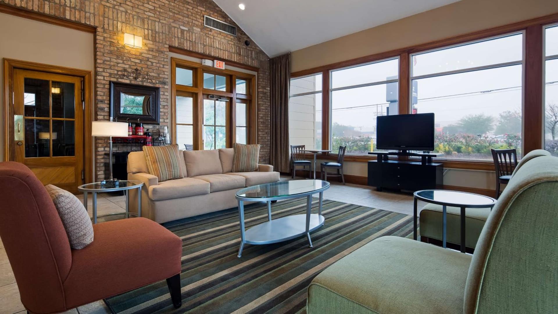 SureStay Plus by Best Western Covington interior in Covington, LA — gallery photo 2