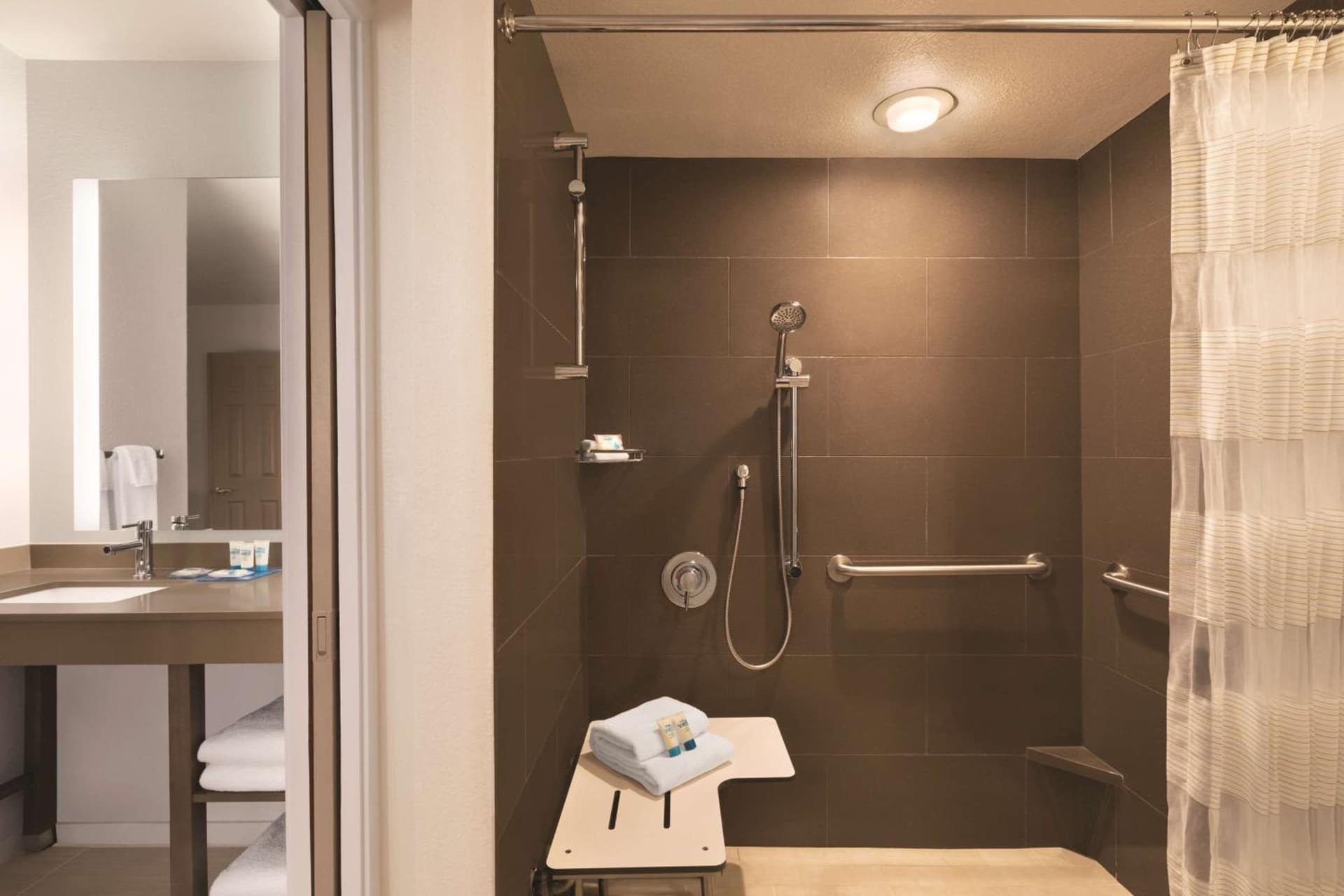 Hyatt House Boston/Burlington gallery photo in Burlington — image 28