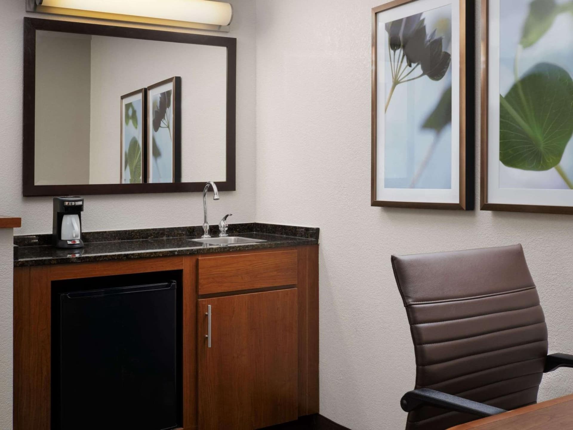 Hyatt Place Columbus/Dublin interior in Dublin, OH — gallery photo 2