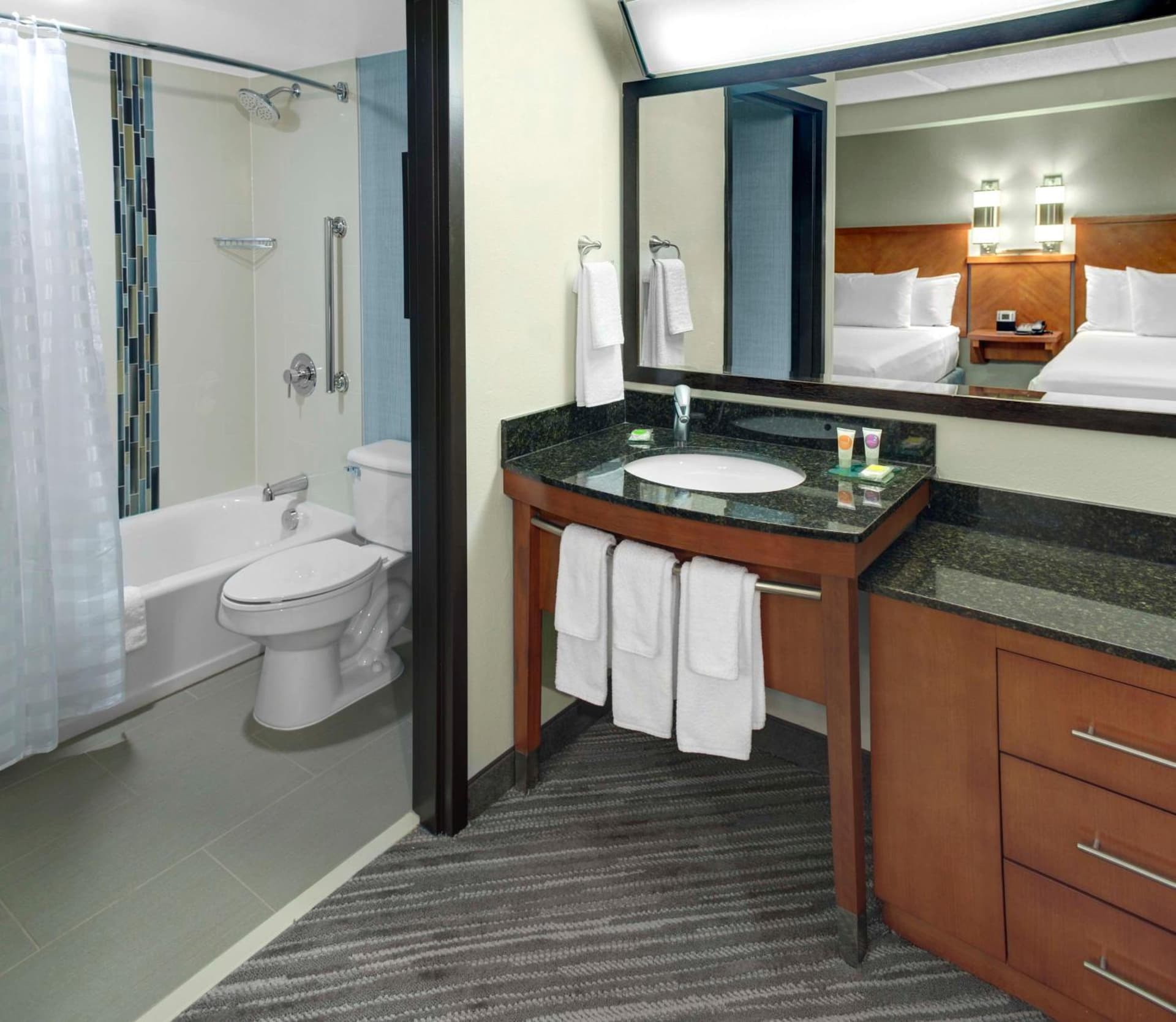 Hyatt Place Detroit/Livonia gallery photo in Livonia, MI — image 14
