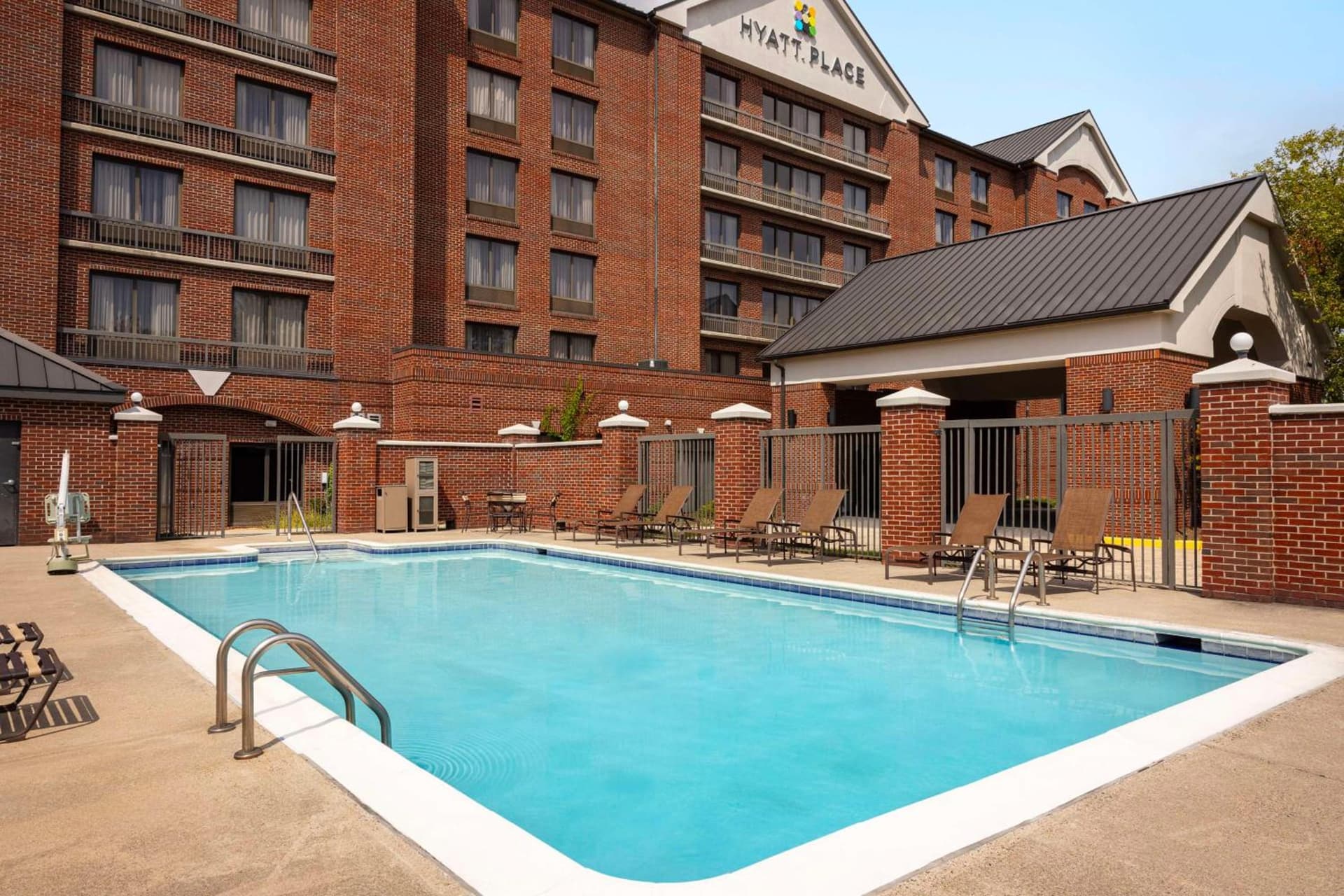 Hyatt Place Sterling Dulles Airport North interior in Sterling, VA — gallery photo 2