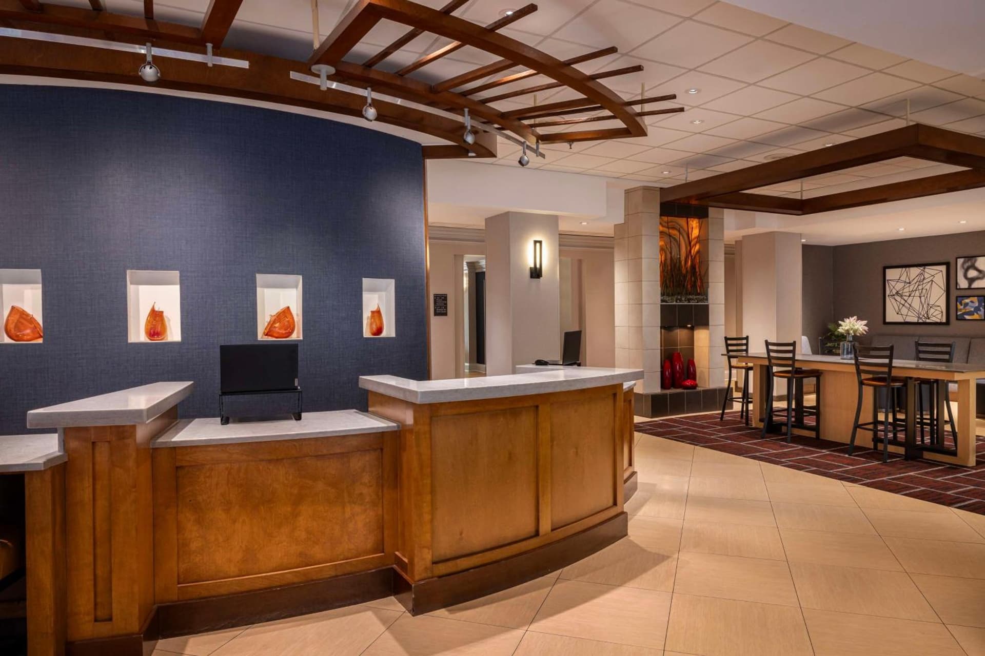 Hyatt Place Atlanta Airport South interior in Atlanta, GA — gallery photo 2