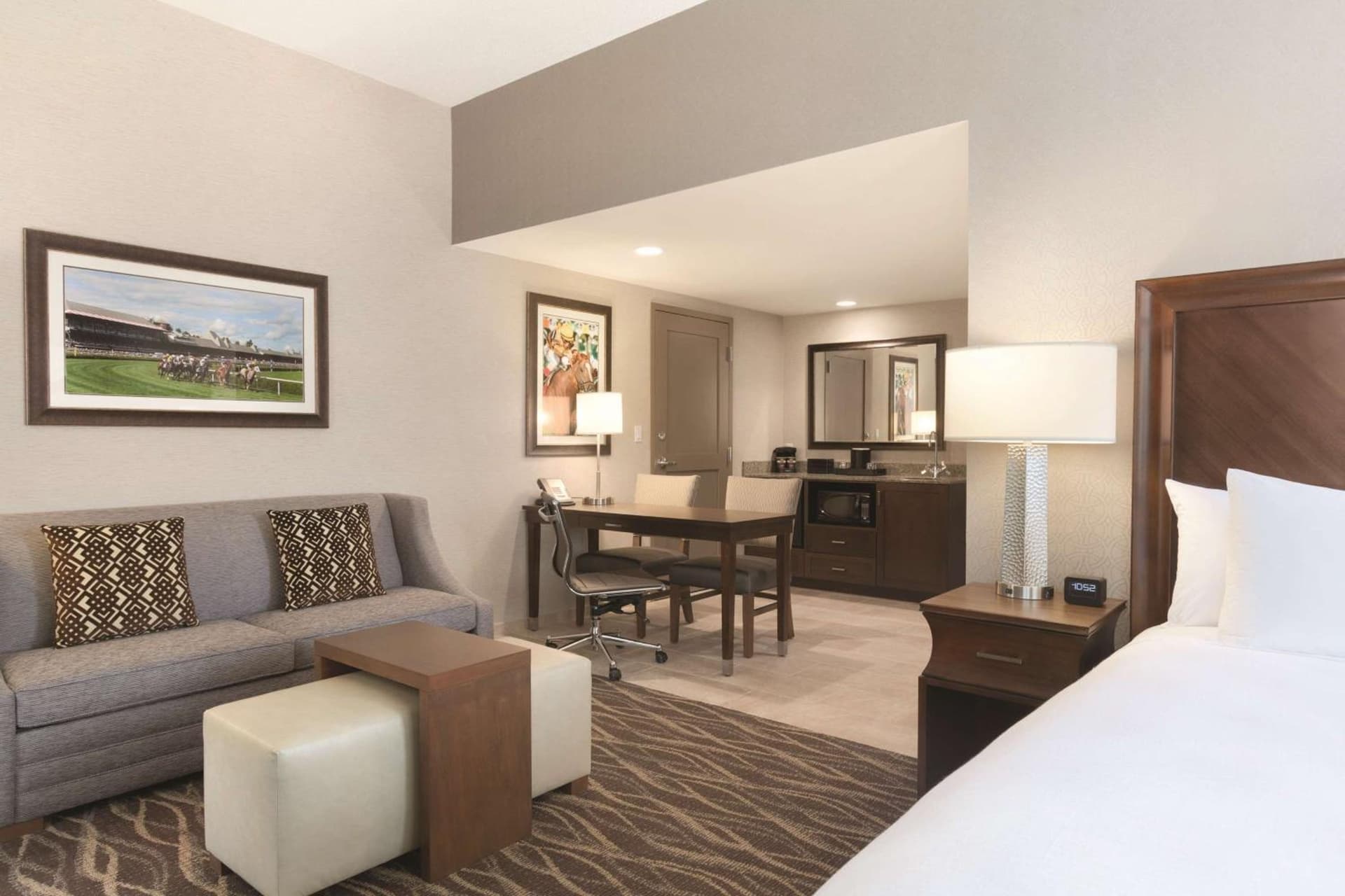 Embassy Suites Saratoga Springs gallery photo in Saratoga Springs, NY — image 30