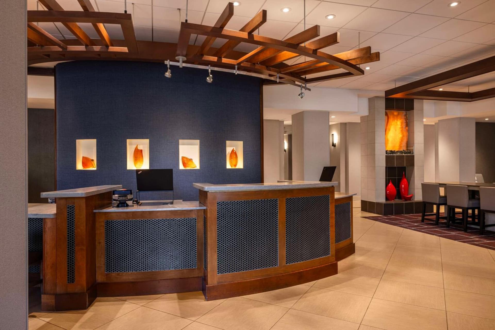 Hyatt Place Detroit/Utica interior in Utica, MI — gallery photo 2
