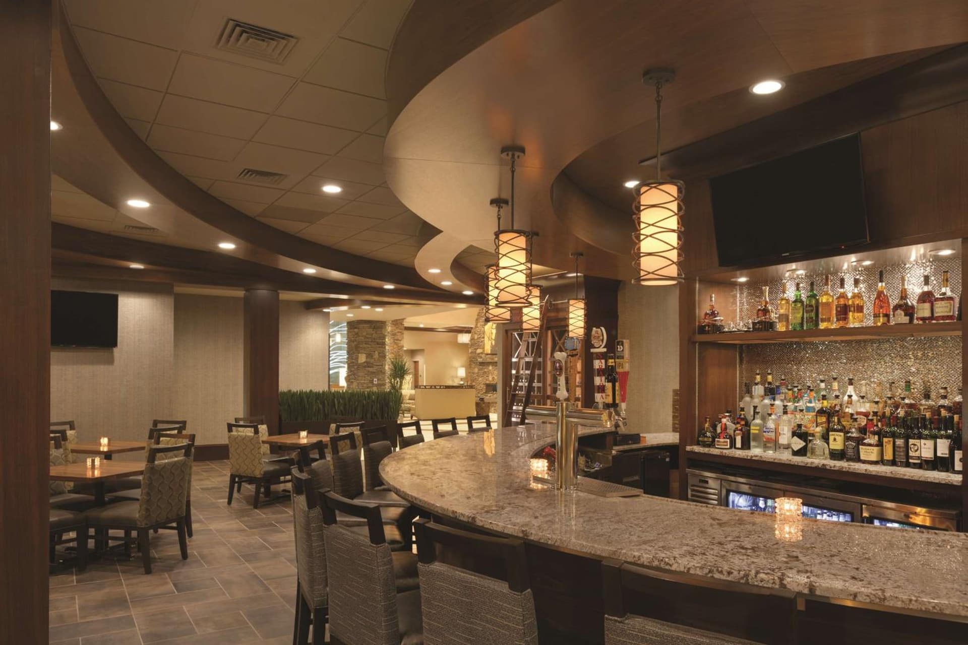 Embassy Suites Saratoga Springs gallery photo in Saratoga Springs, NY — image 19