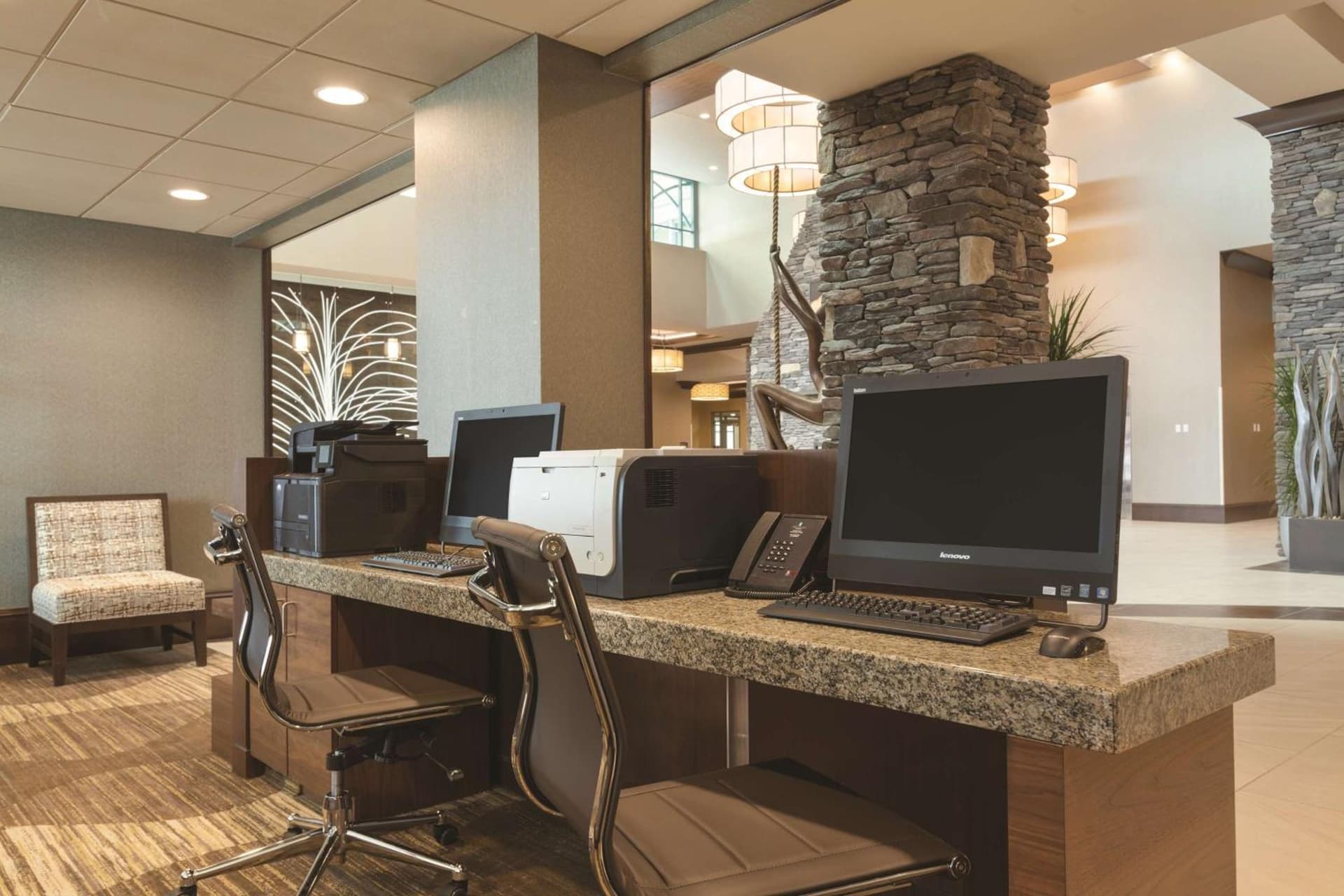Embassy Suites Saratoga Springs gallery photo in Saratoga Springs, NY — image 21
