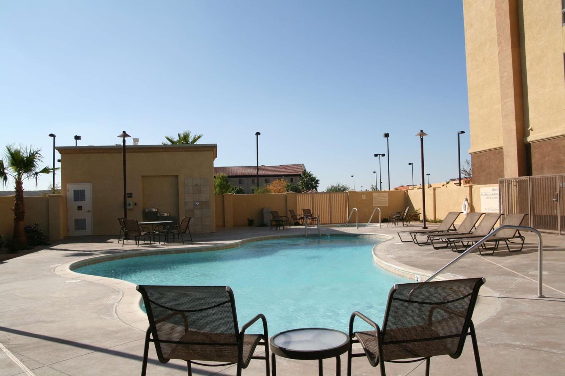 Hampton Inn and Suites Barstow property views in Barstow, CA — gallery photo 3