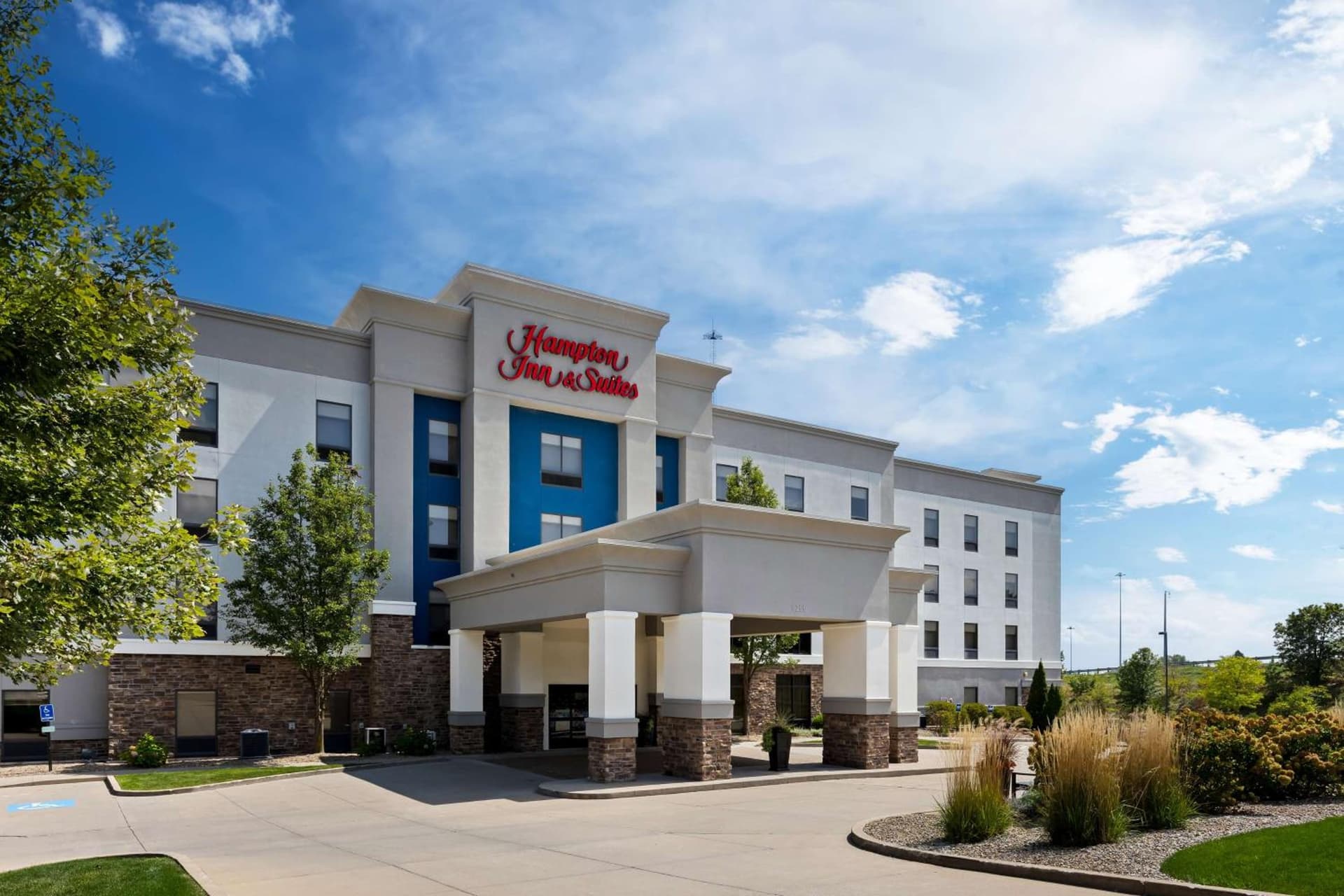 Hampton Inn & Suites Canton featured exterior or lobby in North Canton, OH — similar hotel