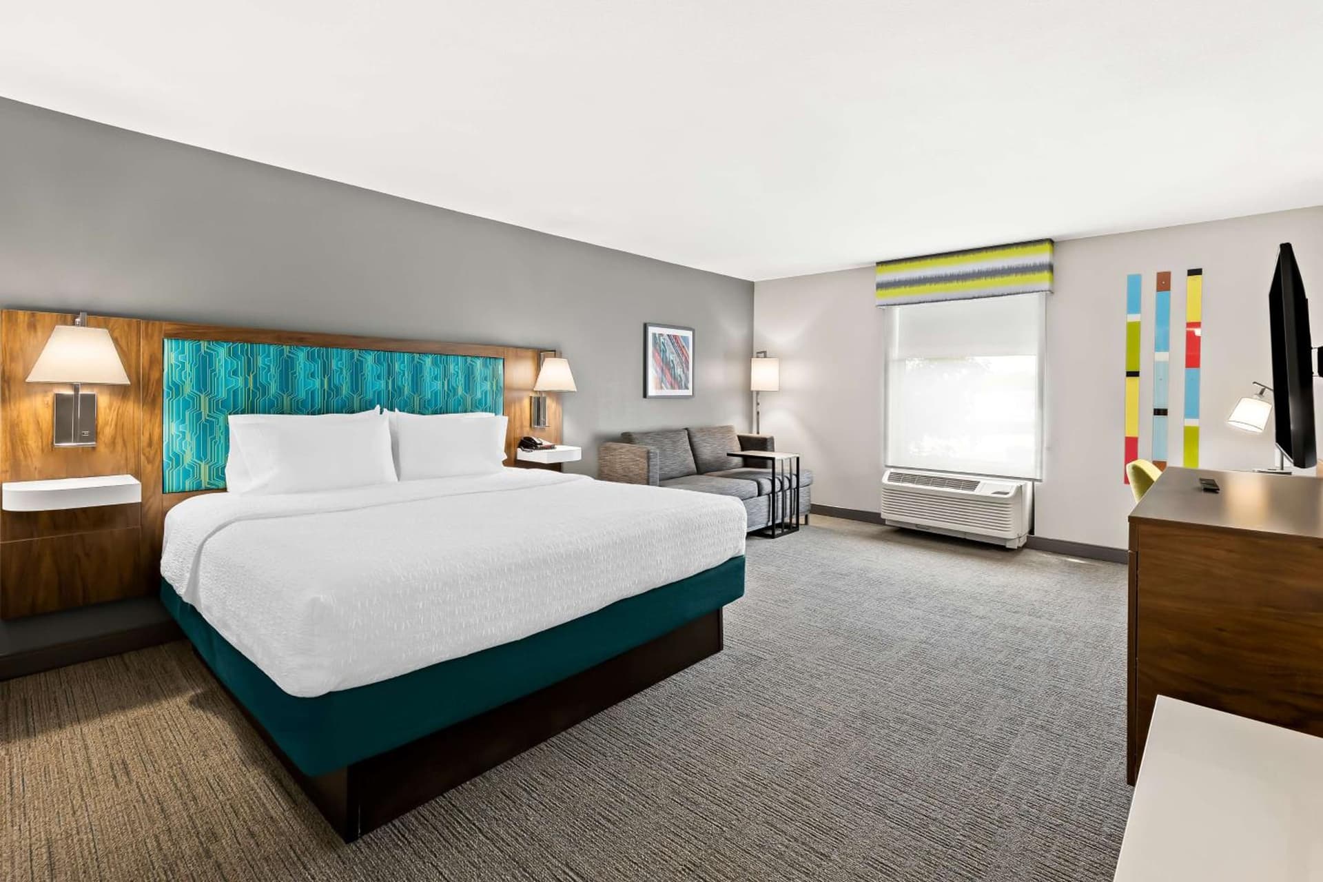 Hampton Inn & Suites Canton gallery photo in North Canton, OH — image 17