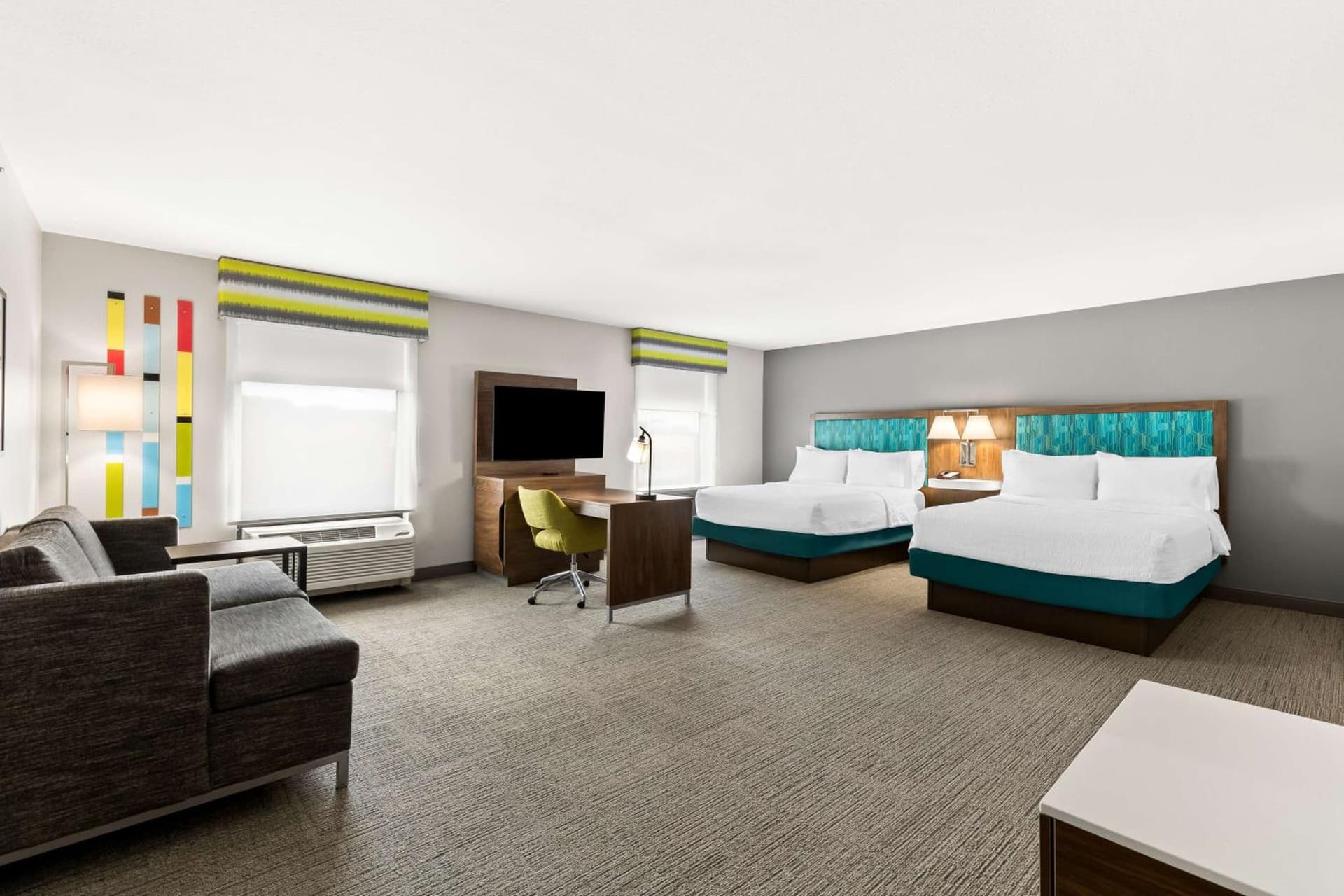 Hampton Inn & Suites Canton gallery photo in North Canton, OH — image 14