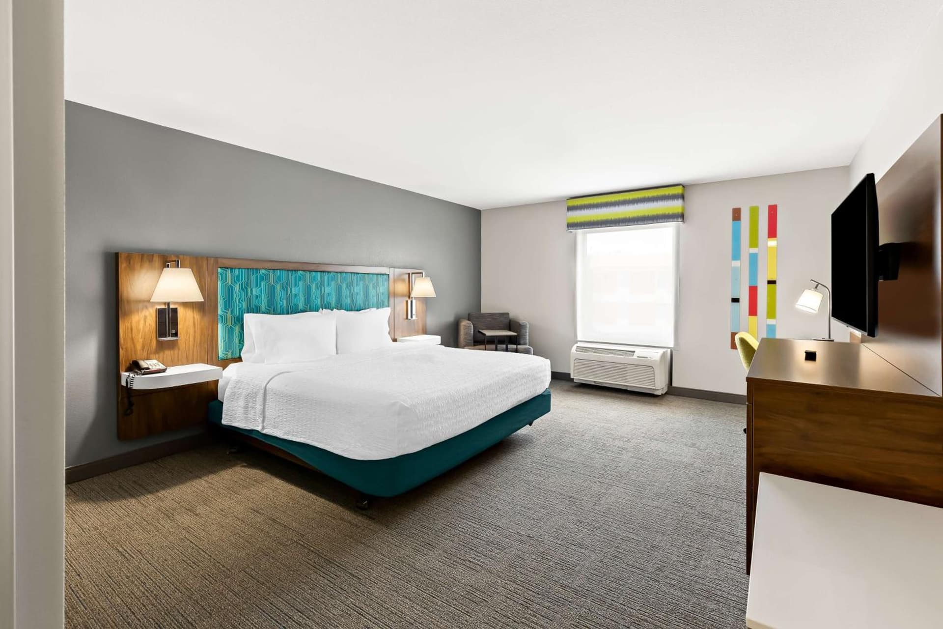 Hampton Inn & Suites Canton gallery photo in North Canton, OH — image 5