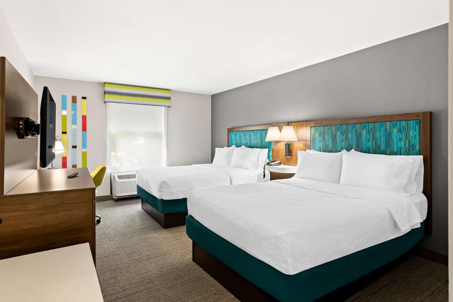 Hampton Inn & Suites Canton gallery photo in North Canton, OH — image 35