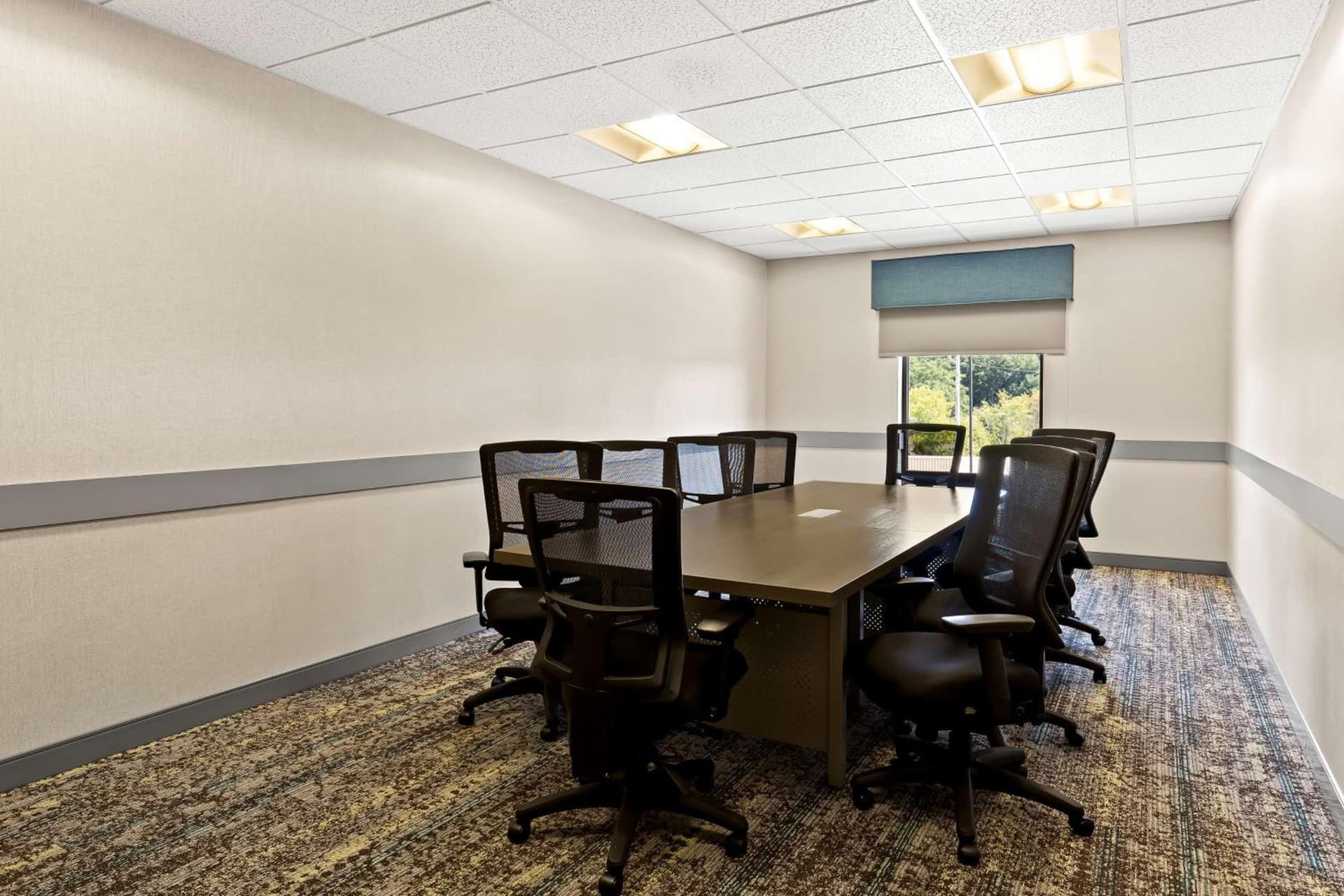 Hampton Inn & Suites Canton gallery photo in North Canton, OH — image 26