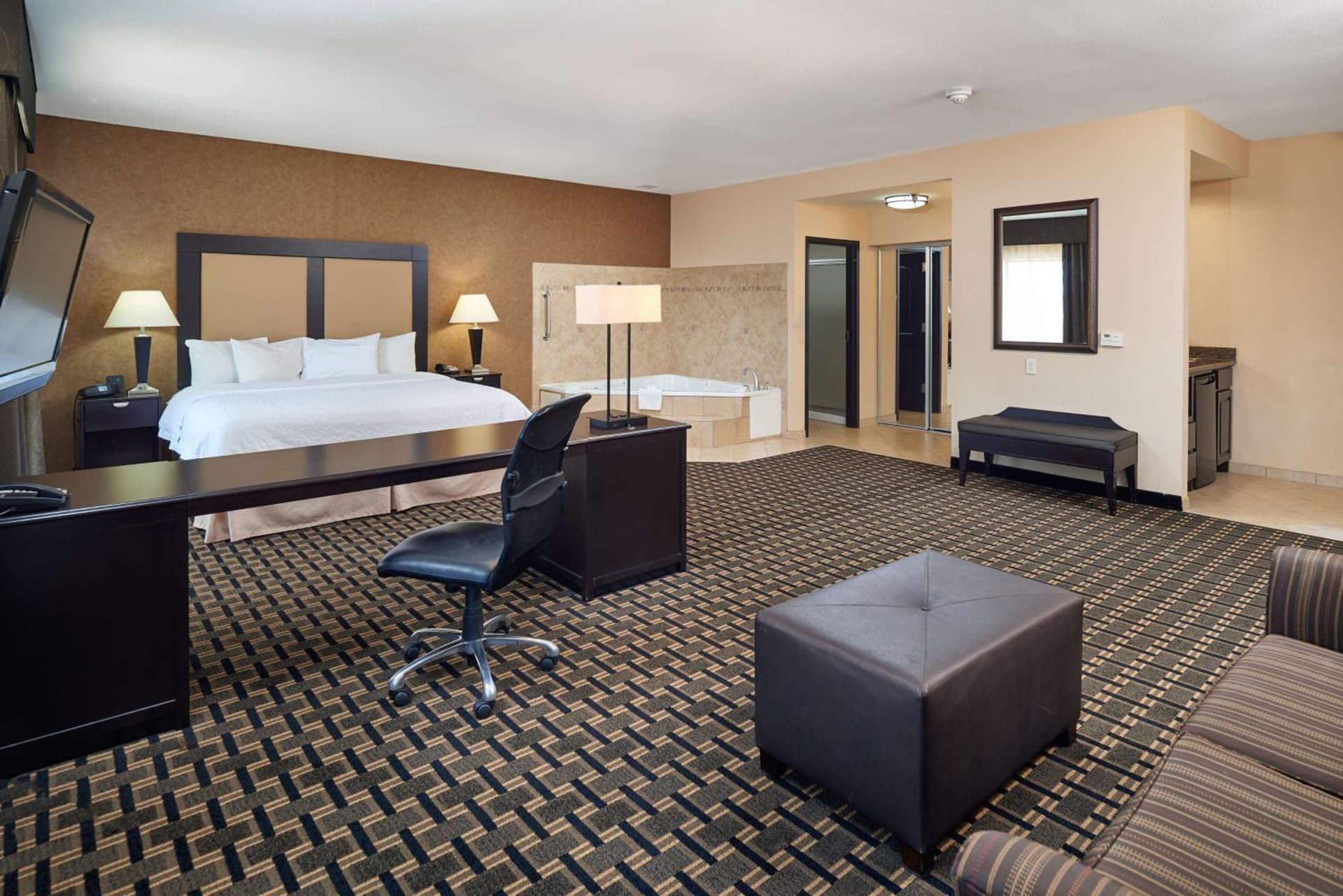 Hampton Inn & Suites Longview North gallery photo in Longview, TX — image 35