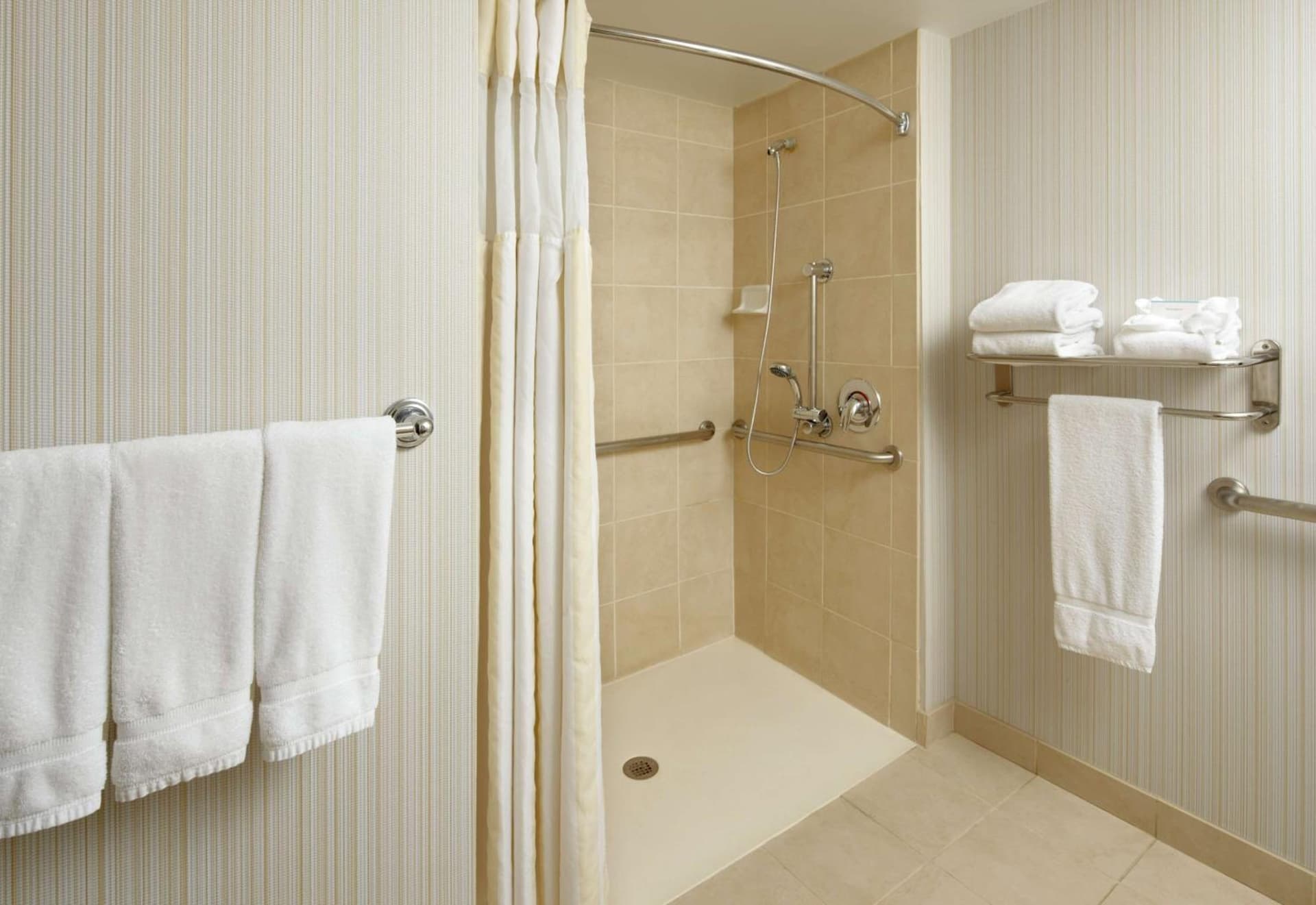 Hilton Garden Inn Dallas Arlington gallery photo in Arlington, TX — image 81