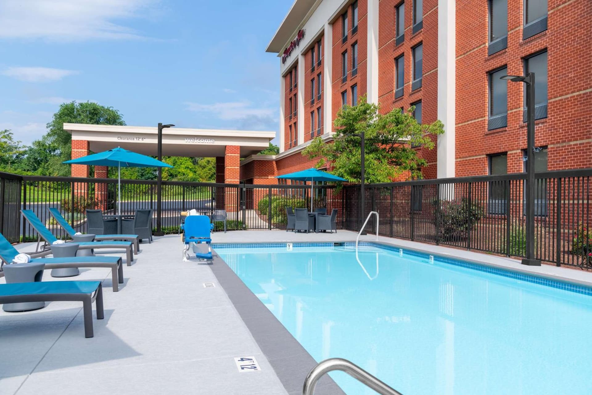 Hampton Inn Martinsburg gallery photo in Martinsburg, WV — image 29
