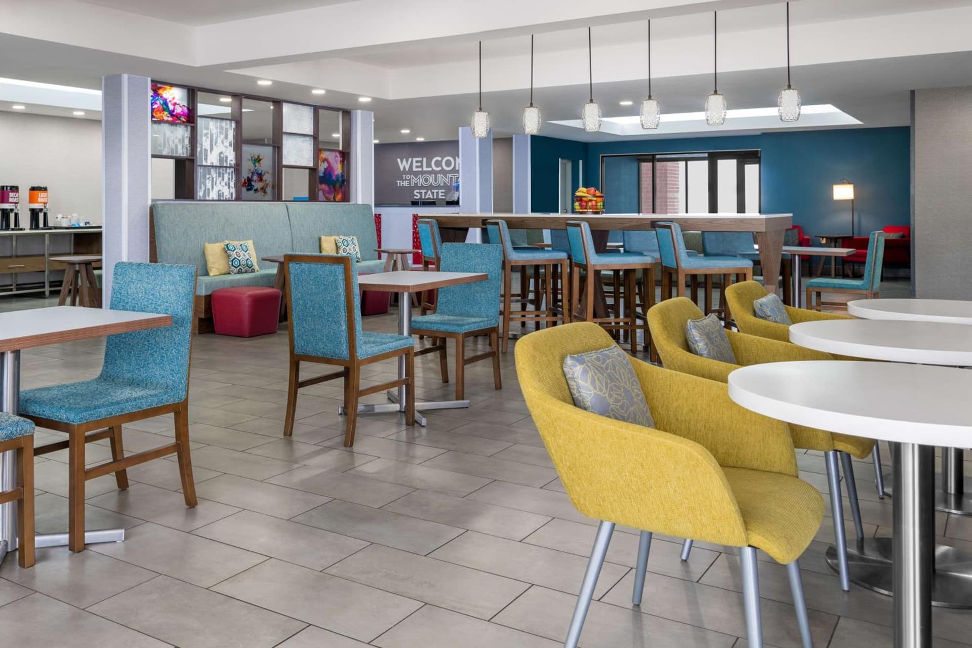 Hampton Inn Martinsburg gallery photo in Martinsburg, WV — image 5