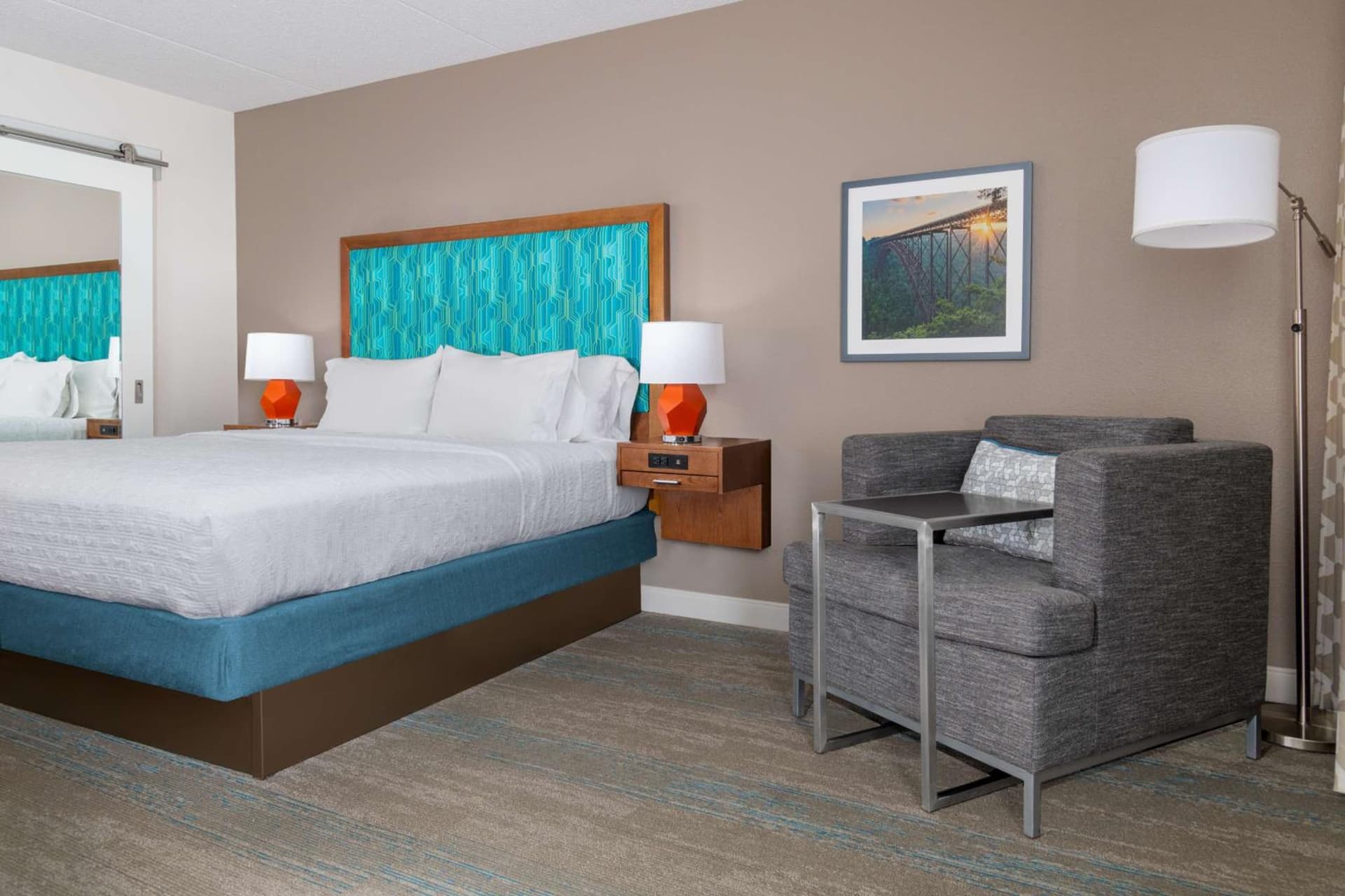 Hampton Inn Martinsburg gallery photo in Martinsburg, WV — image 41