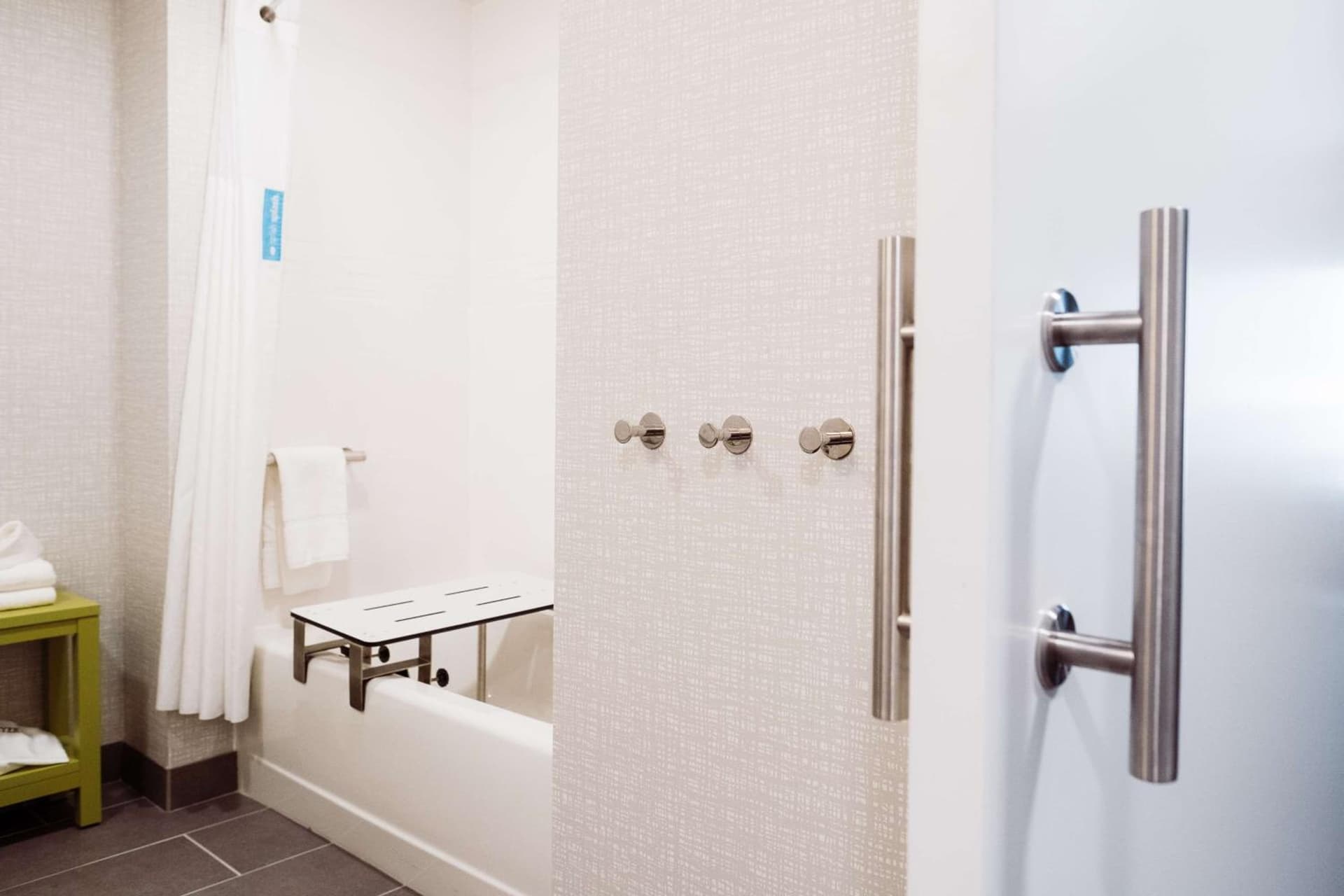 Hampton Inn Rehoboth Beach gallery photo in Rehoboth Beach, DE — image 6