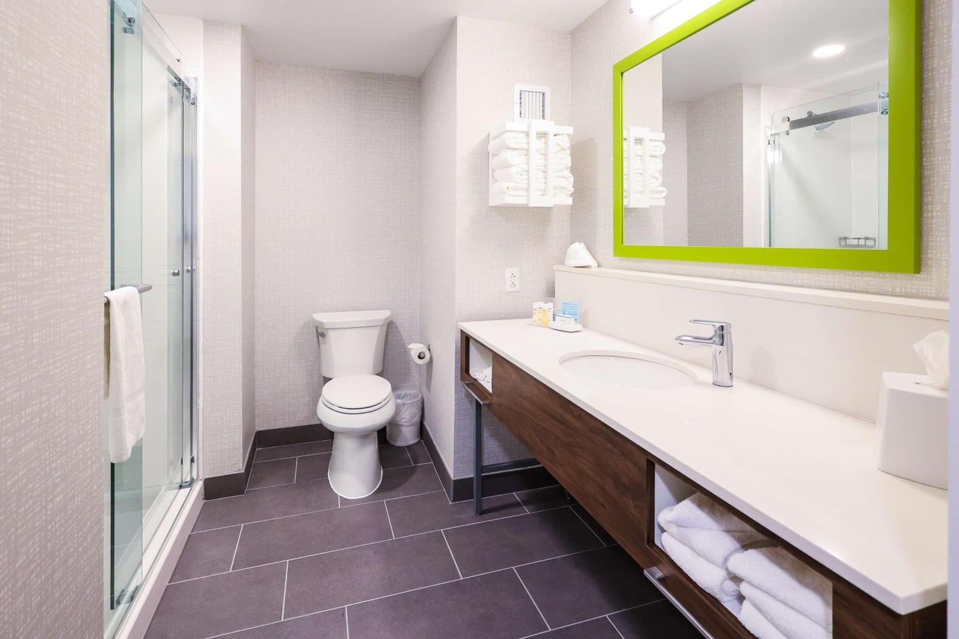 Hampton Inn Rehoboth Beach gallery photo in Rehoboth Beach, DE — image 32
