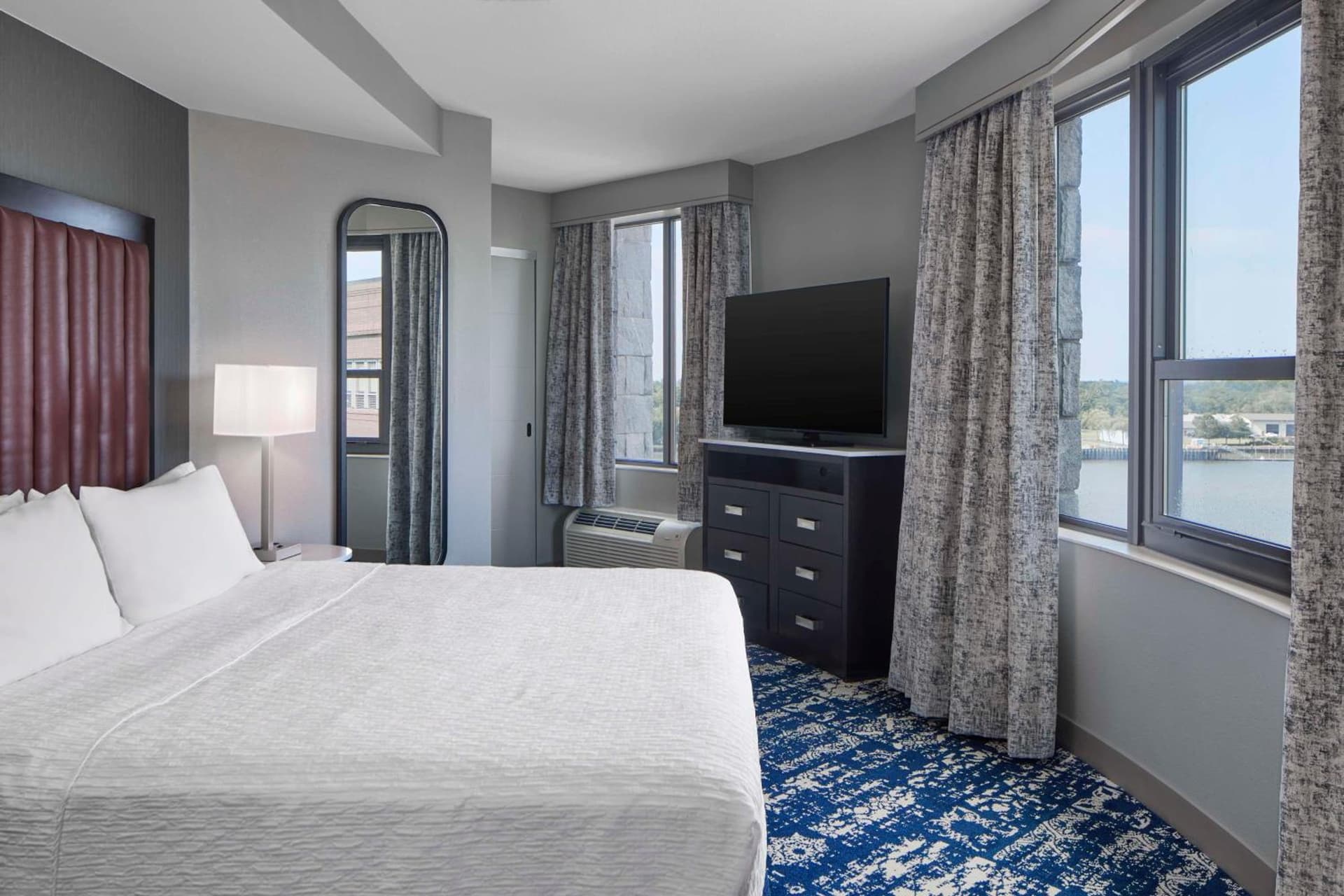 Homewood Suites Savannah Historic District/Riverfront gallery photo in Savannah, GA — image 31
