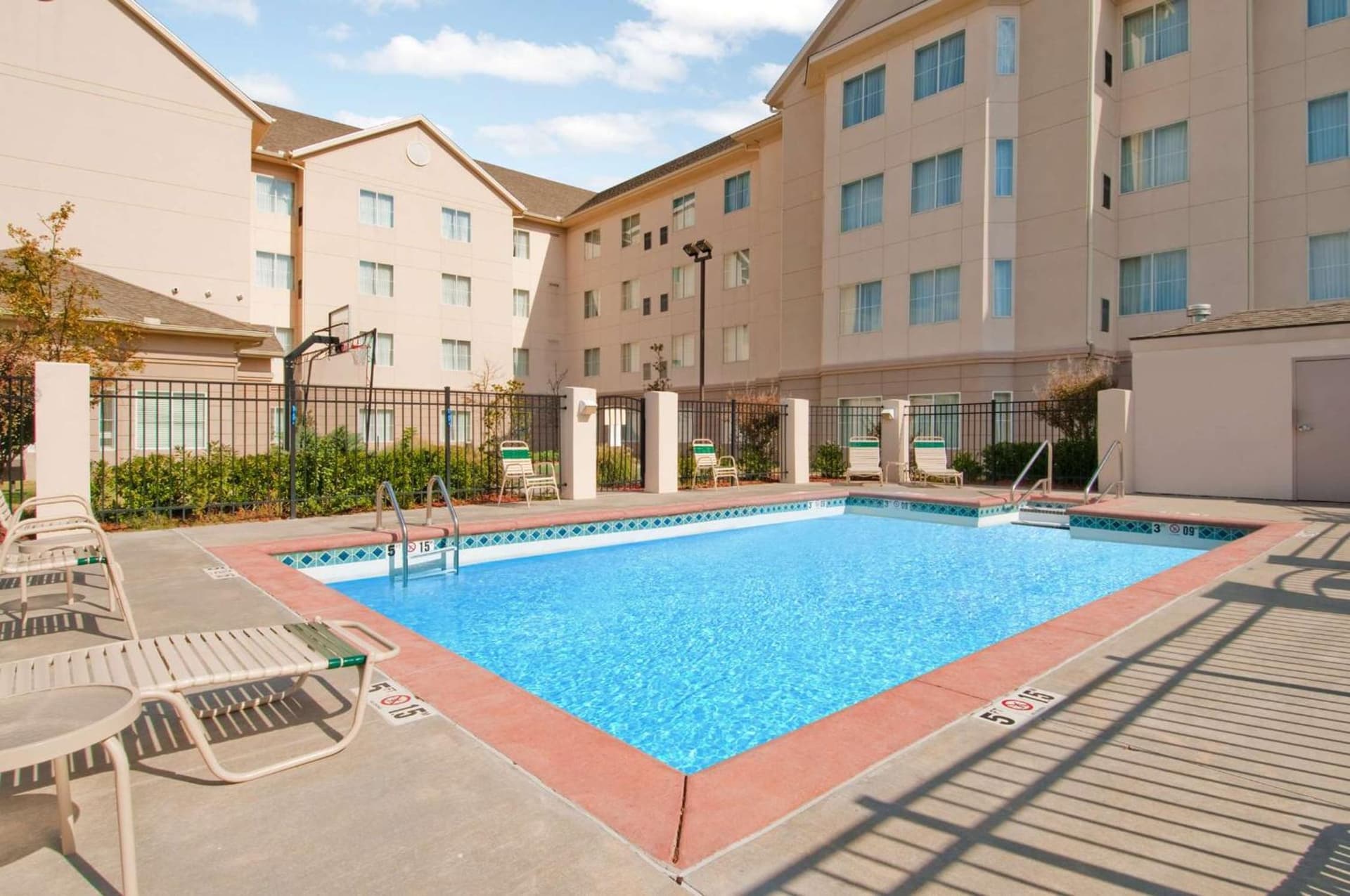 Homewood Suites by Hilton Tulsa-South interior in Broken Arrow, OK — gallery photo 2