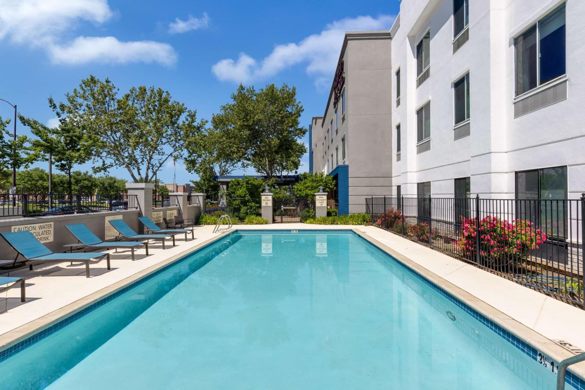 Hampton Inn & Suites Yuba City gallery photo in Yuba City, CA — image 15