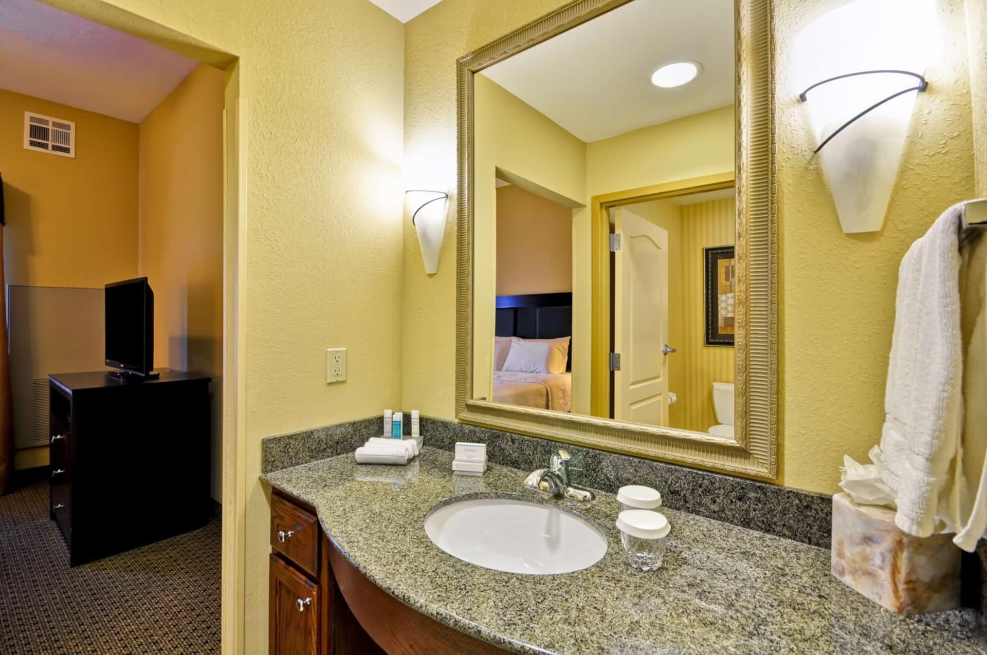 Homewood Suites by Hilton Tulsa-South gallery photo in Broken Arrow, OK — image 30