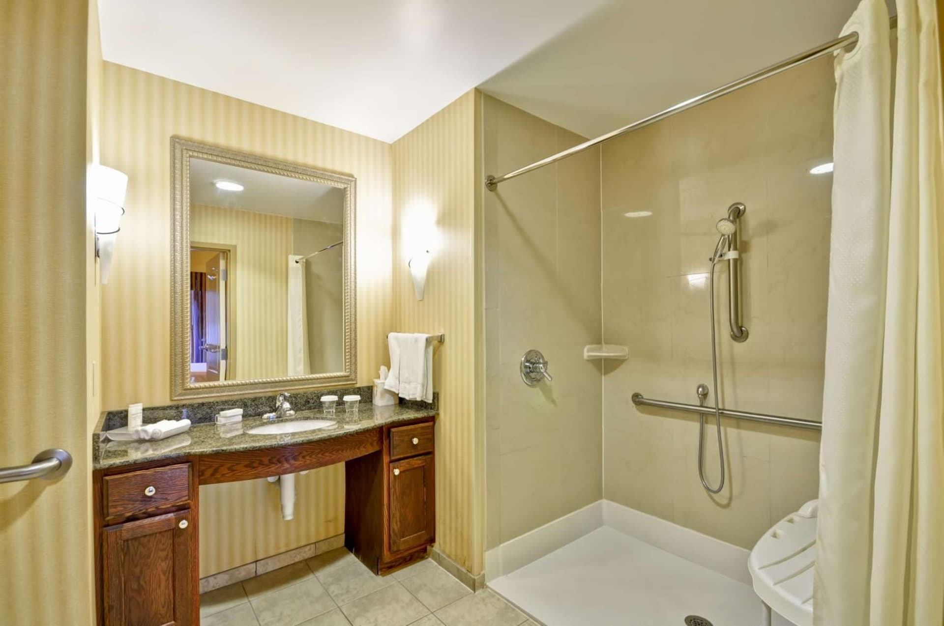 Homewood Suites by Hilton Tulsa-South gallery photo in Broken Arrow, OK — image 45