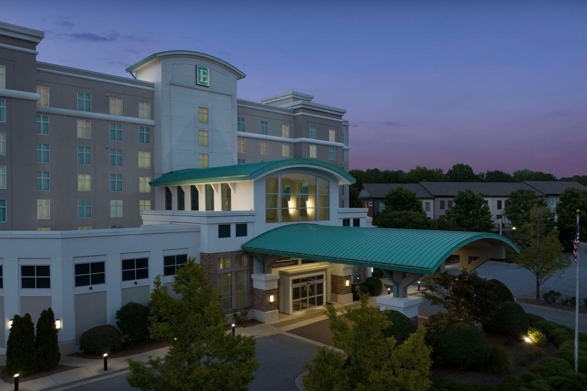 Embassy Suites Atlanta - Kennesaw Town Center interior in Kennesaw, GA — gallery photo 2