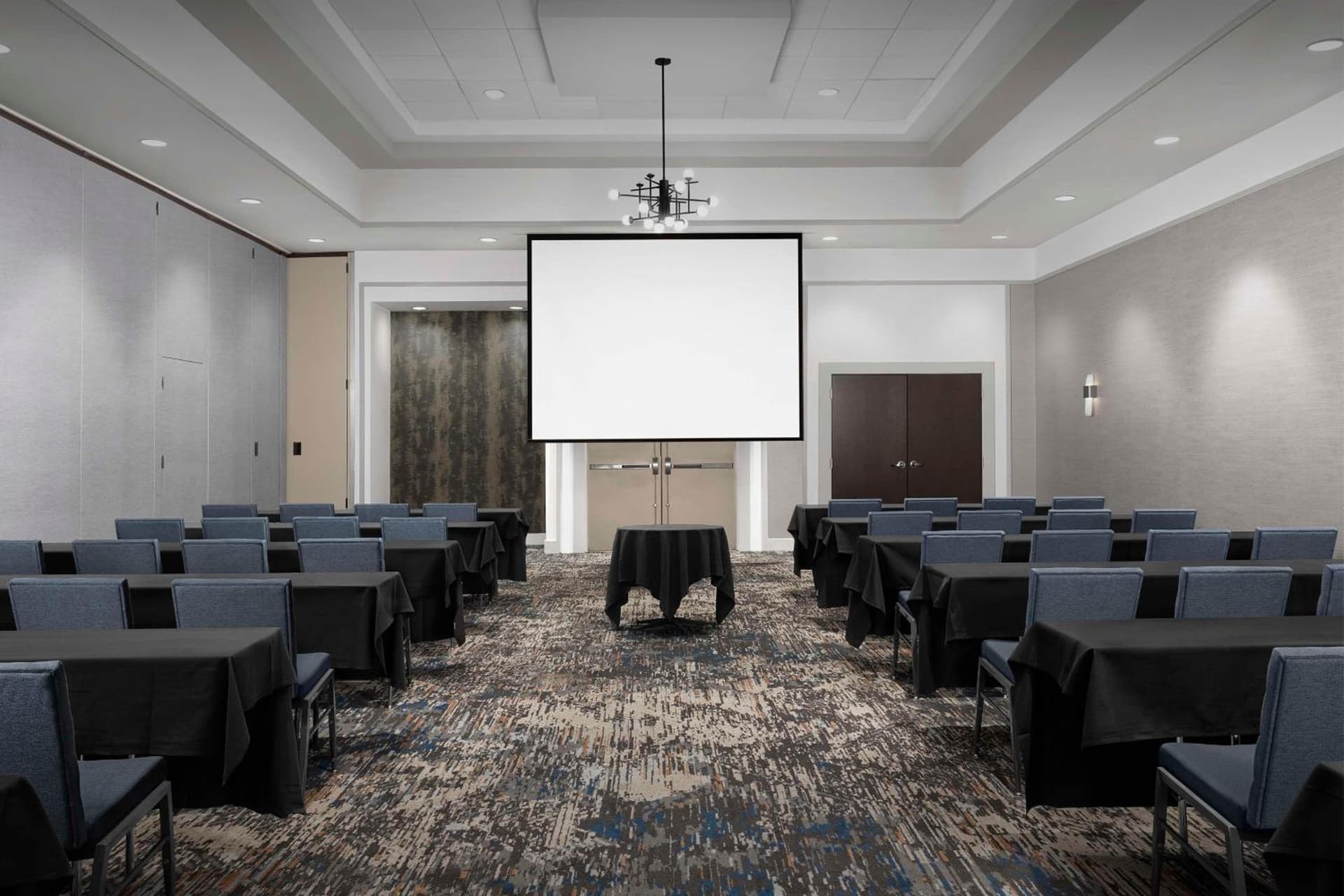 Embassy Suites Atlanta - Kennesaw Town Center gallery photo in Kennesaw, GA — image 17